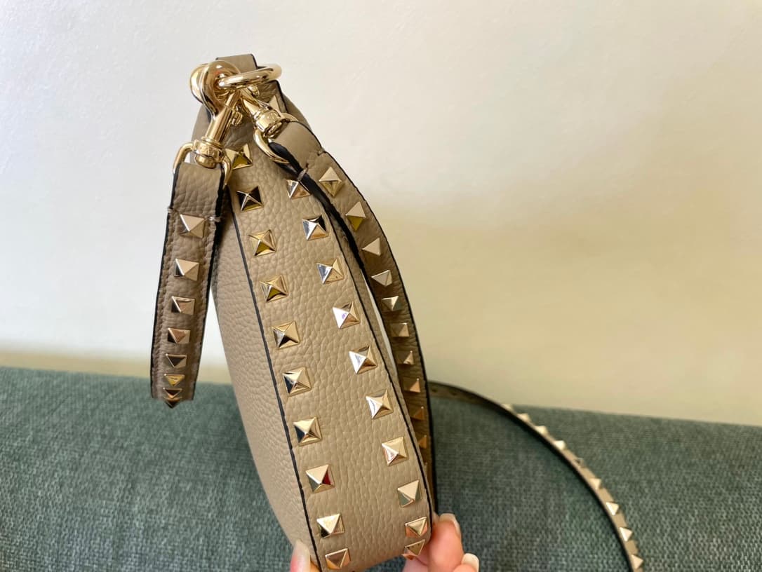 Valentino Garavani Rockstud Hobo bag in grainy beige calfskin high