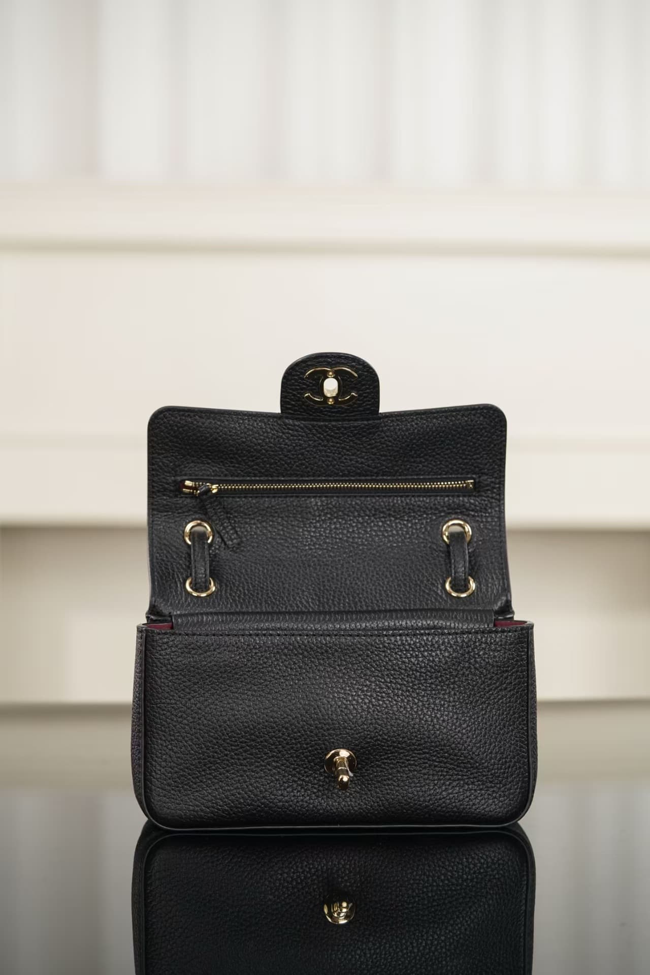 CHANEL Mini flap bag Grained calfskin&gold-tone metal Black AS6573 A