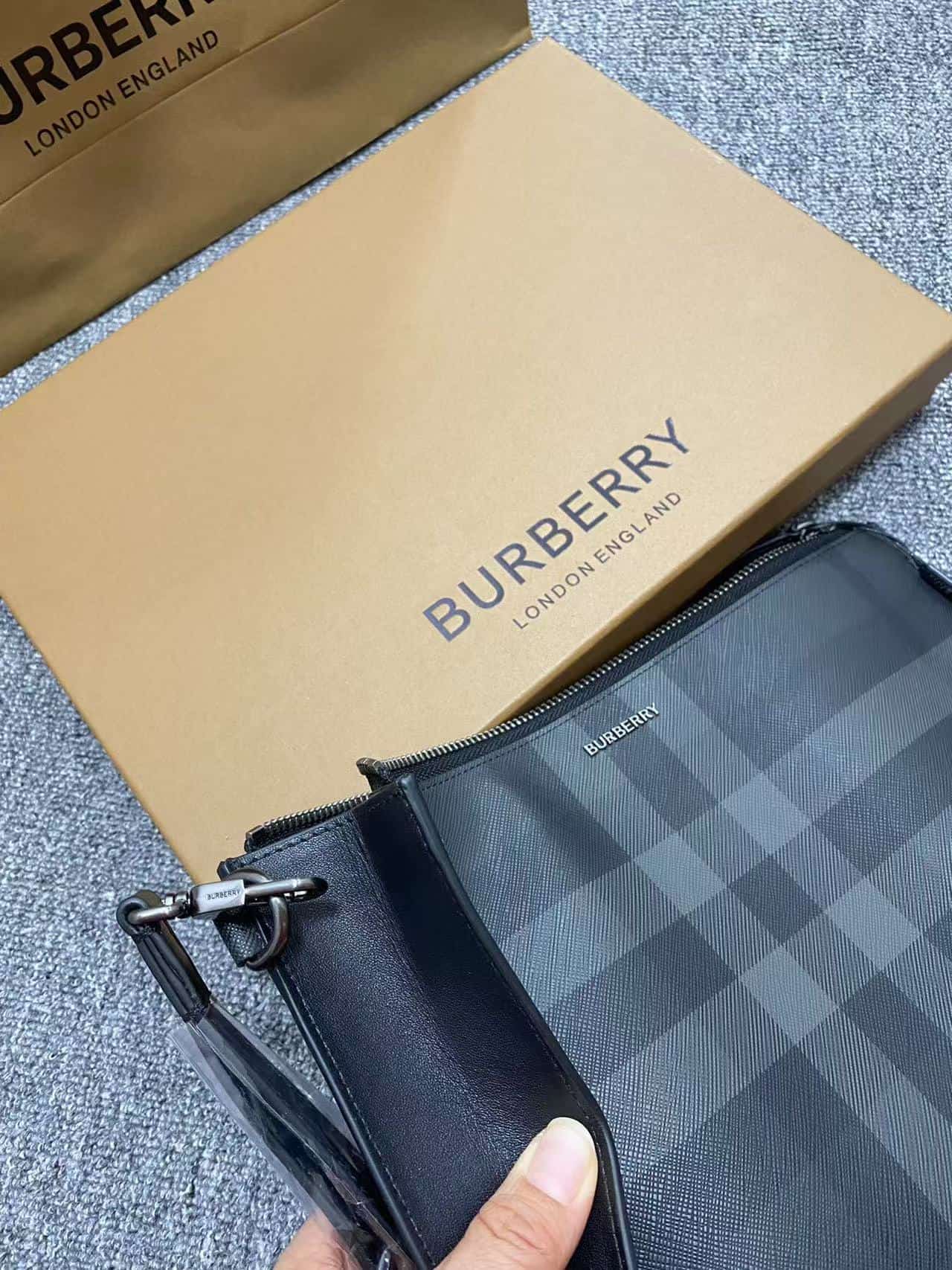 Burberry Check-print Clutch Bag High