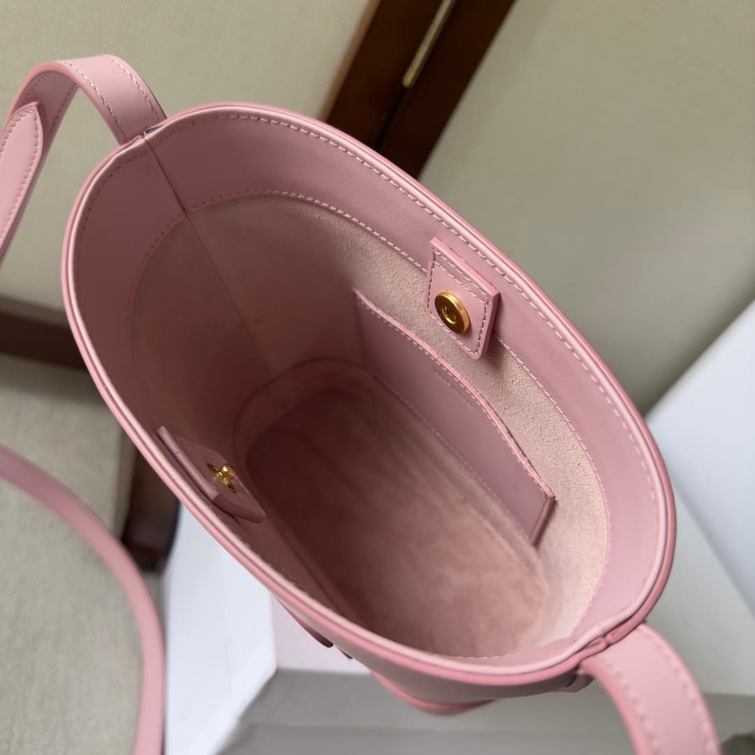 CELINE Small Bucket Bag in Pink Smooth Calfskin Leather High