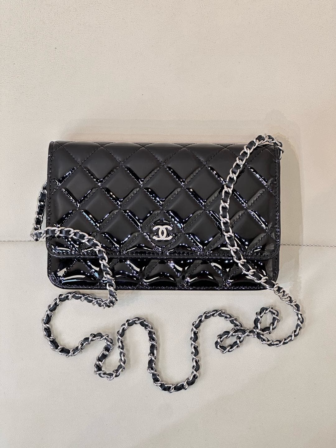 Chanel Wallet on Chain Patent Calfskin& Silver-tone Metal AP0250 Black TOP