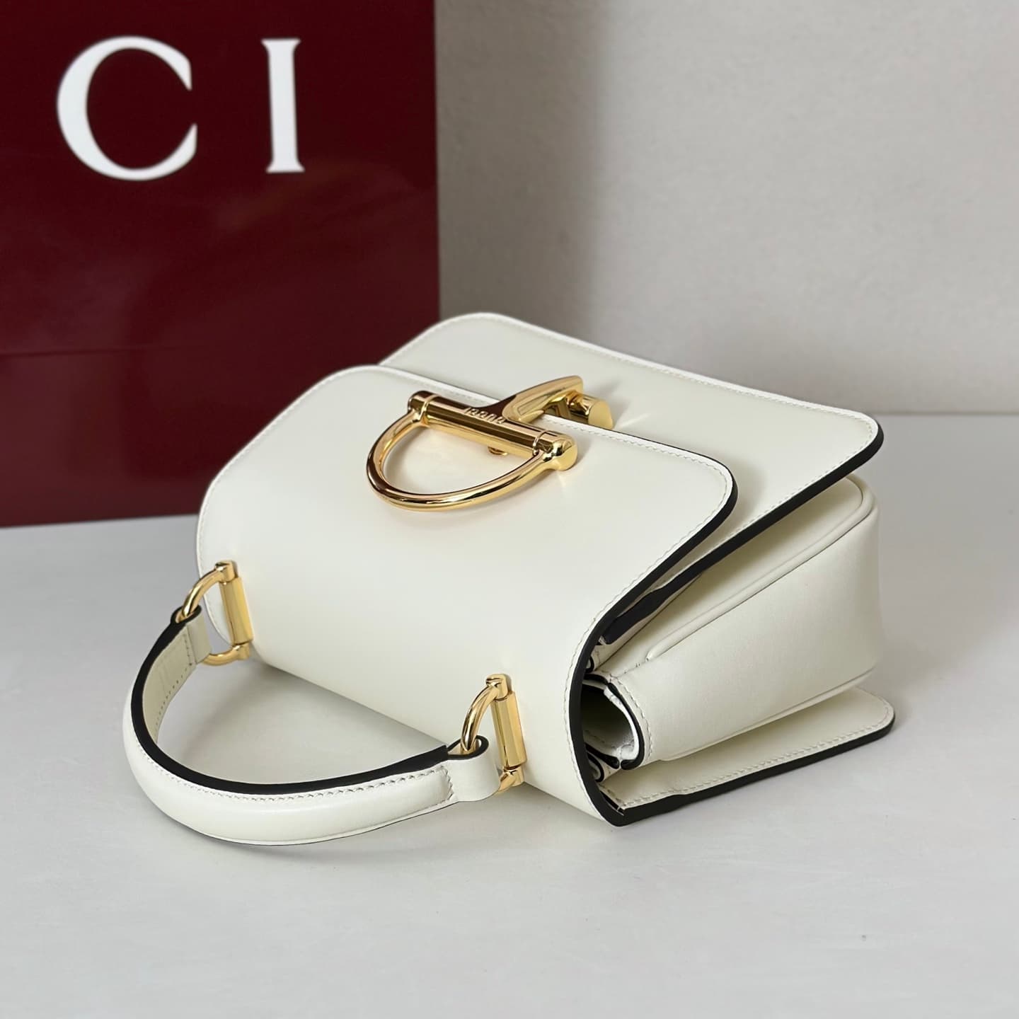 Gucci Siena small top handle bag 855536 White High