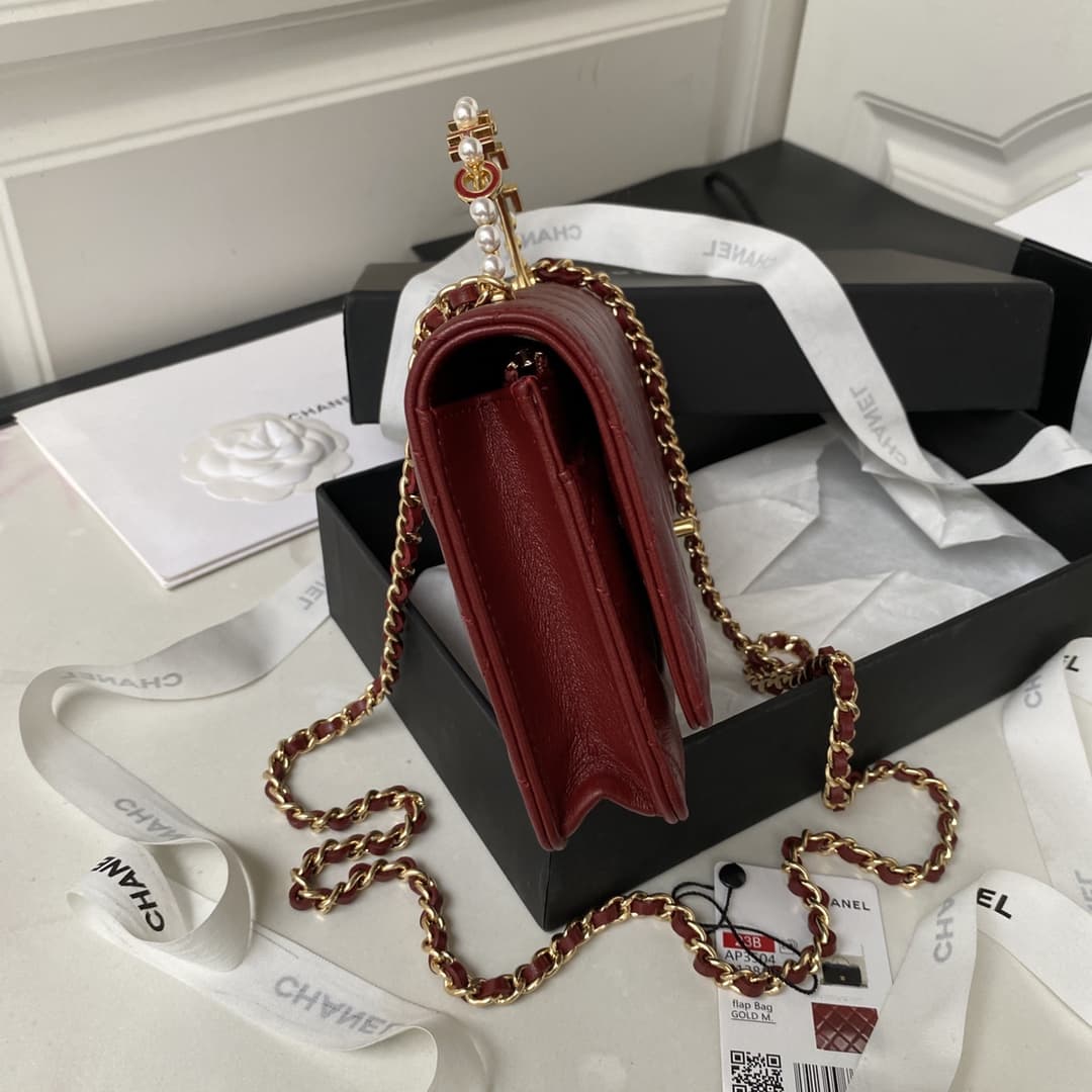 Chanel Wallet on Chain AP3504 Lambskin, Imitation Pearls, Strass & Gold-Tone Metal Burgundy A