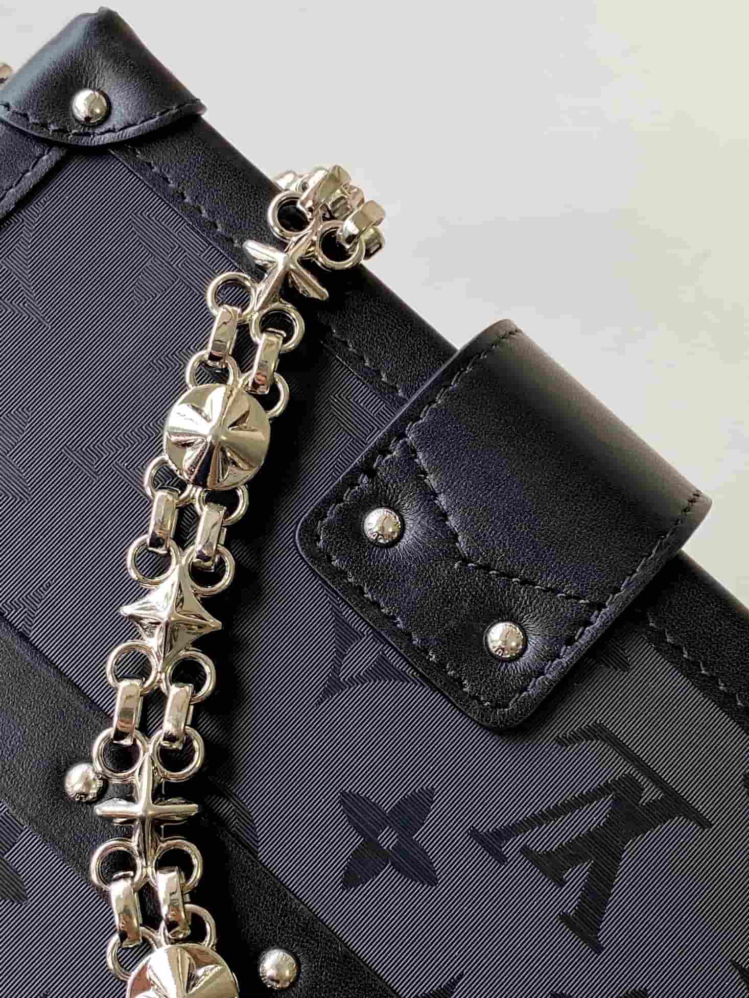 Louis Vuitton Petite Malle Black Calfskin M11324 High