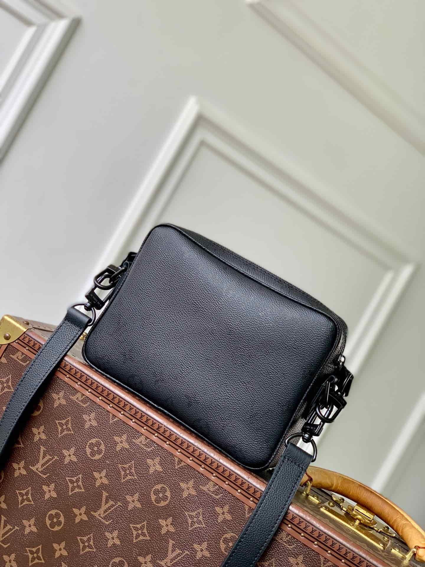 Louis Vuitton Nil Black Monogram Midnight coated canvas M26783 High