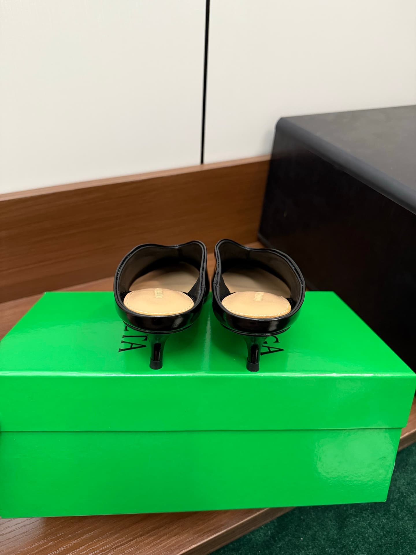 Bottega Veneta Vesta Leather Mules Women