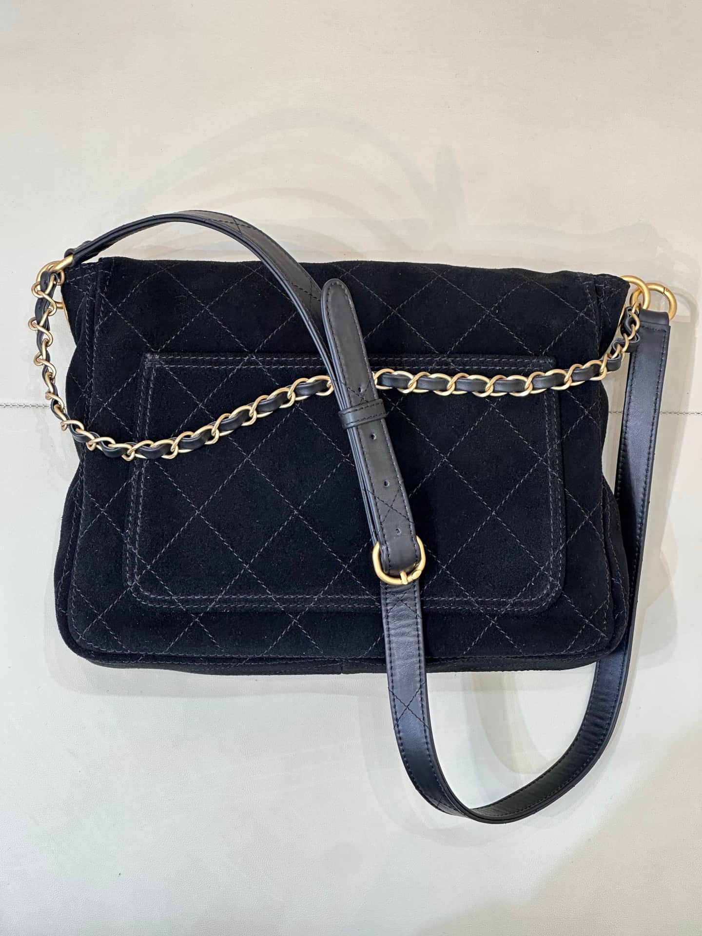 Chanel Matelasse Suede Shoulder Bag& Gold-Tone Metal Black AS5883 TOP