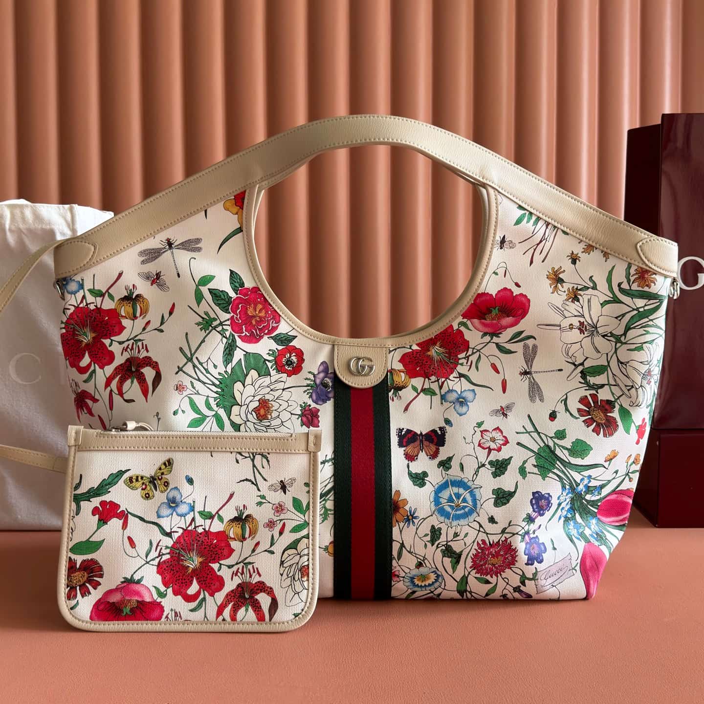 Gucci Giglio Flora large tote bag white and multicolor Flora net 853971 High