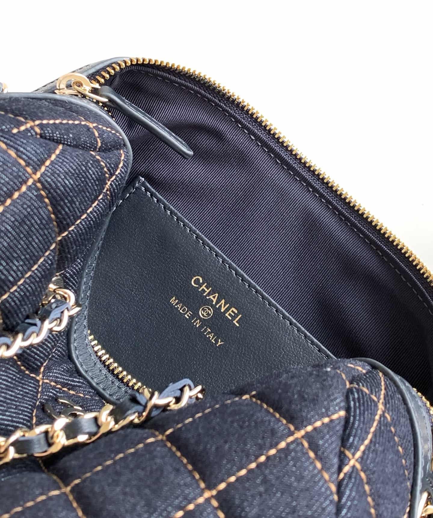 Chanel Clutch with Chain Dark Blue Denim & Gold-Tone Metal AP4986 A