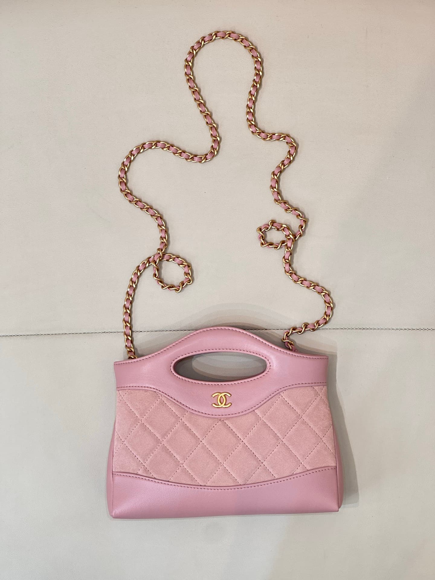 Chanel Clutch with chain Suede & Gold-Tone Metal AP3656 Pink TOP
