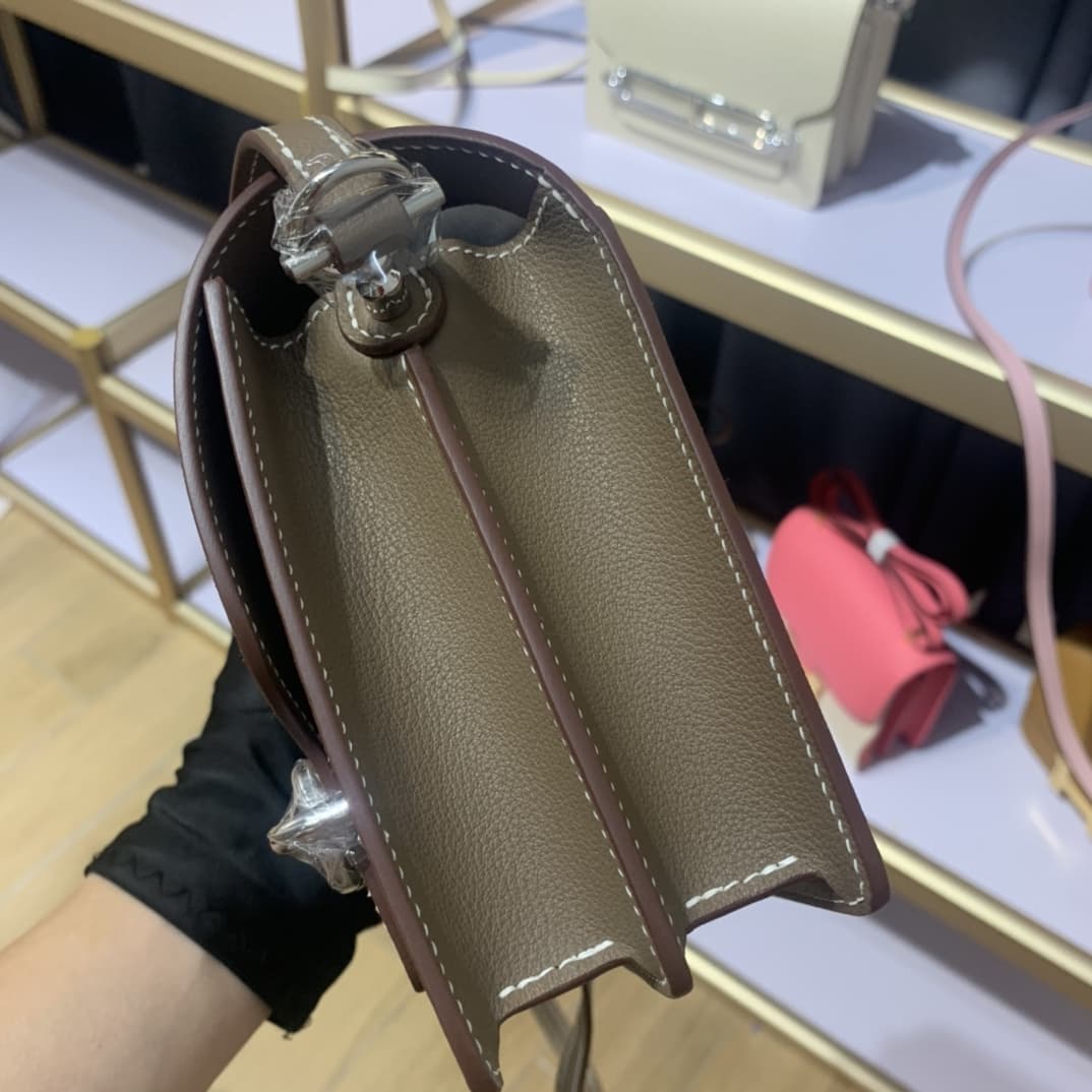 Hermes Roulis wallet in Evercolor Calfskin Etoupe WAX High