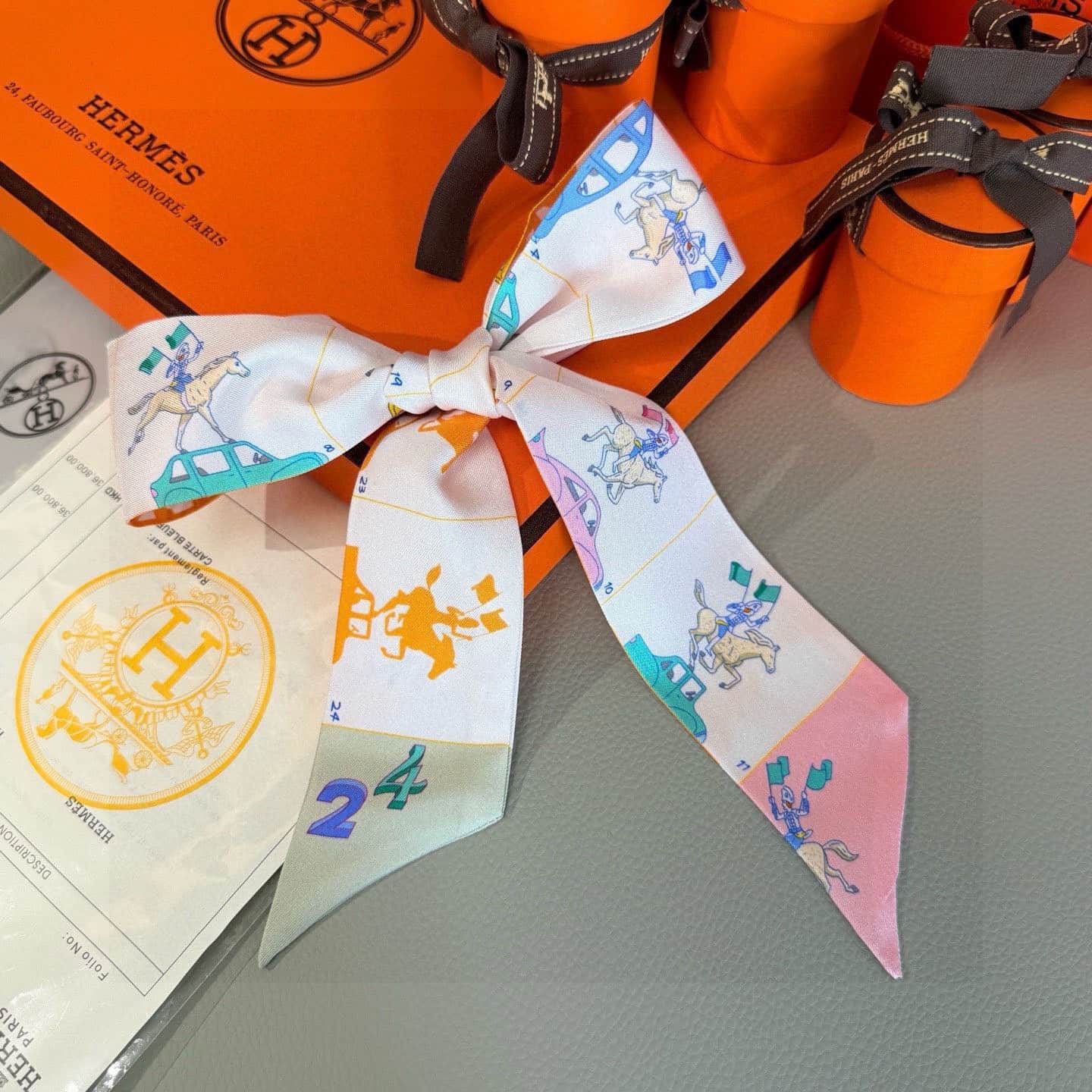 Hermes  Parade Twilly scarf