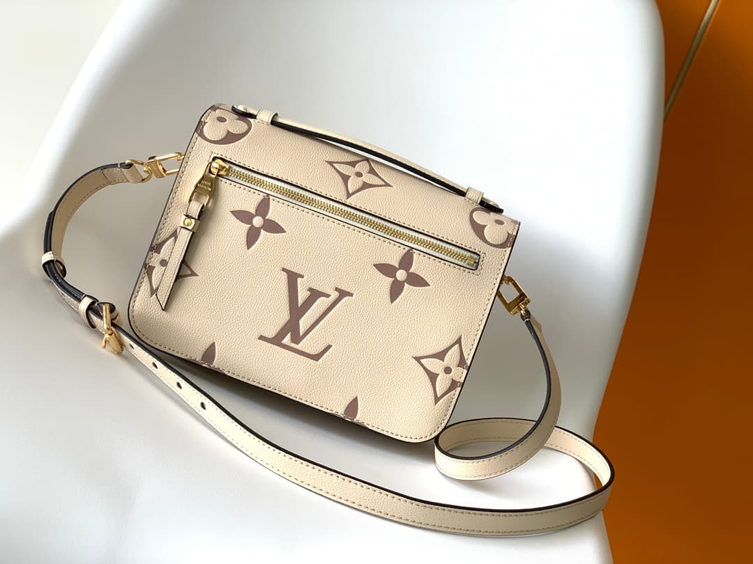 Louis Vuitton Pochette Métis Bicolor Monogram Empreinte Leather M45596 High