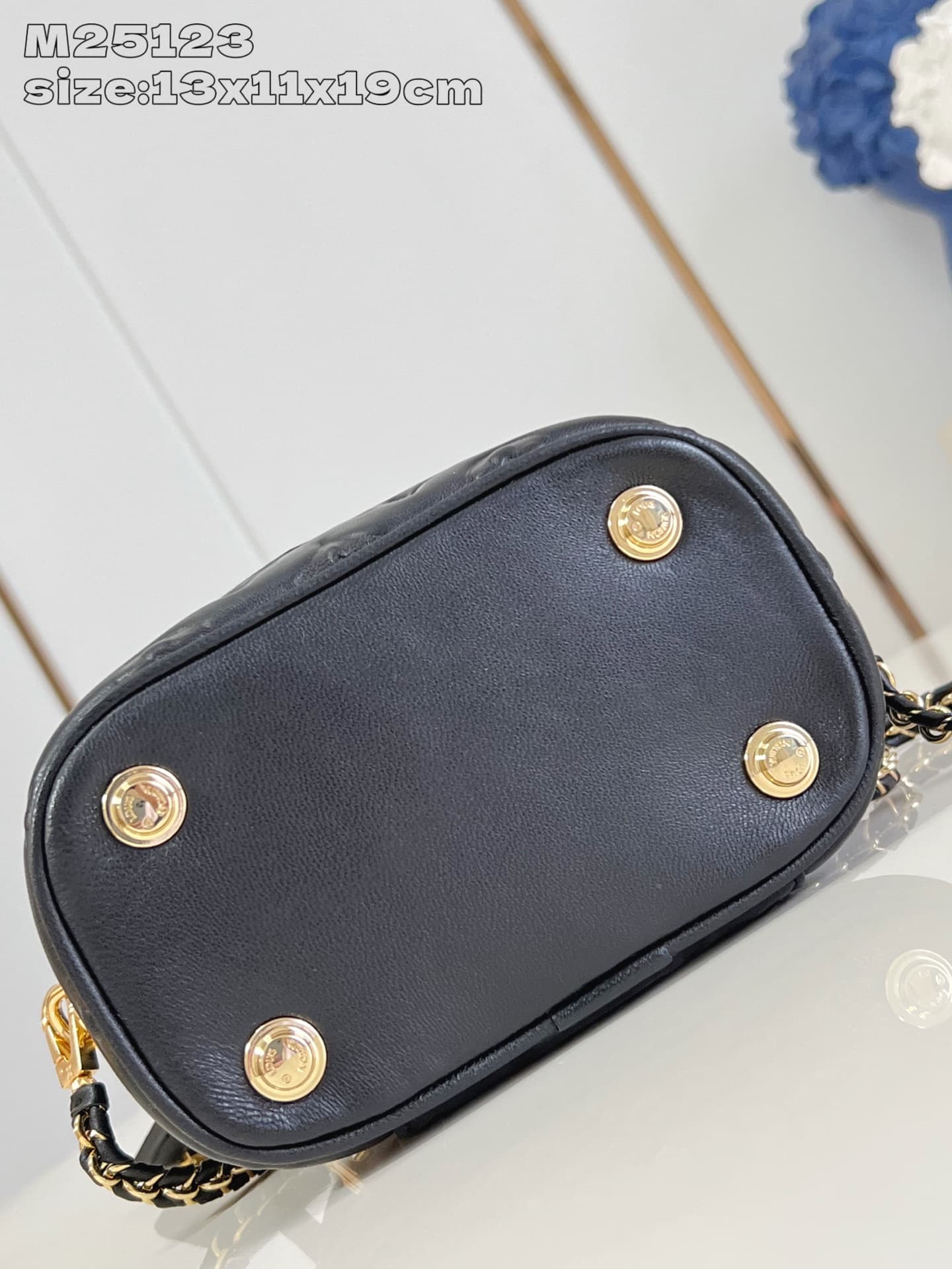 Louis Vuitton Vanity PM Black Puffy lambskin M25123 High