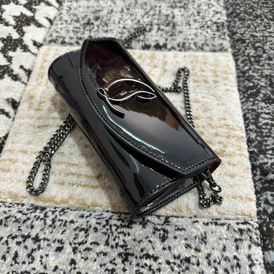 Christian Louboutin Loubi54 patent leather shoulder bag in black High