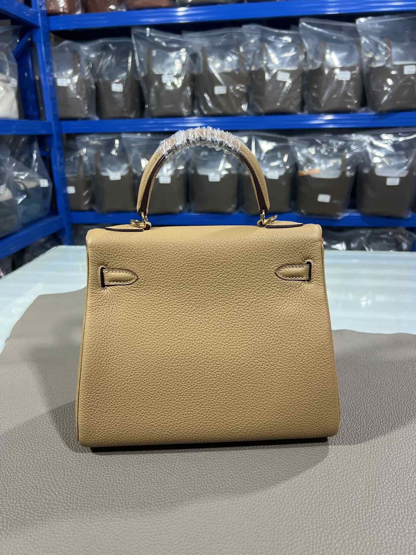 Hermes Kelly 25/28/32cm Retourne Bag Togo Leather In Beige de Weimar WAX High