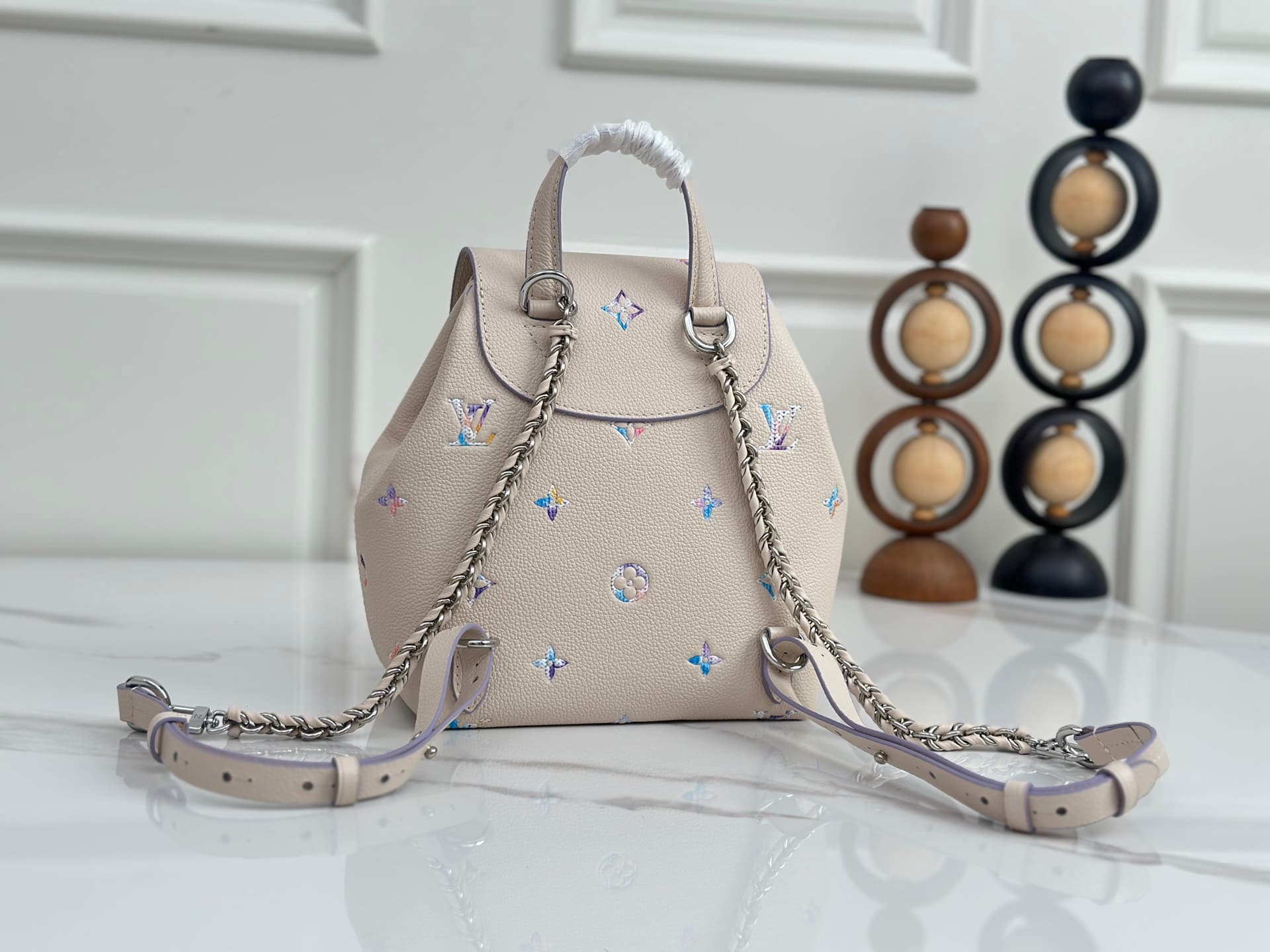 Louis Vuitton Backup Link Quartz Embossed cowhide leather M2A375 High