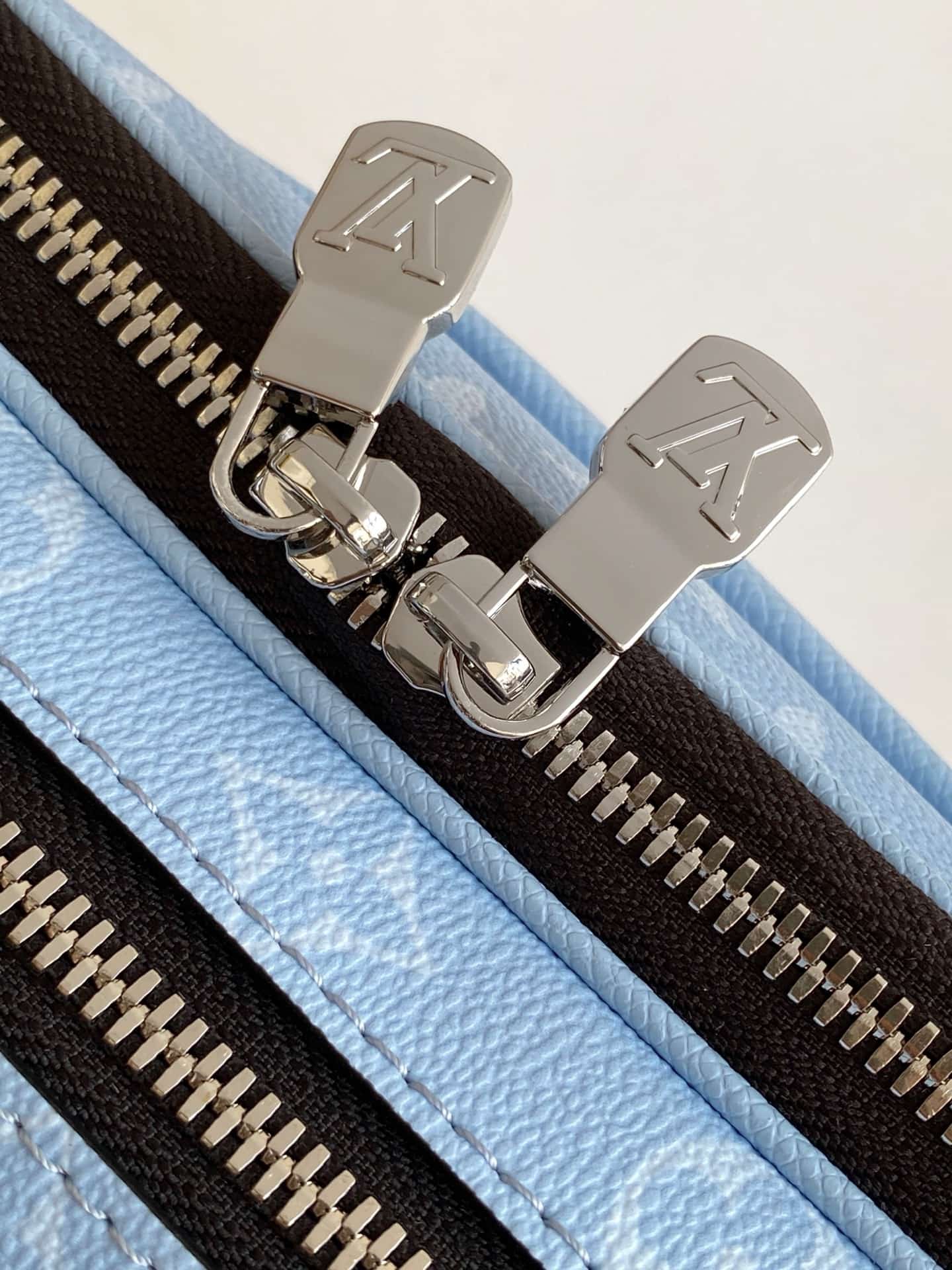 Louis Vuitton Alpha Messenger bag in Sky Blue Taigarama Monogram Coated Canvas M14073 High