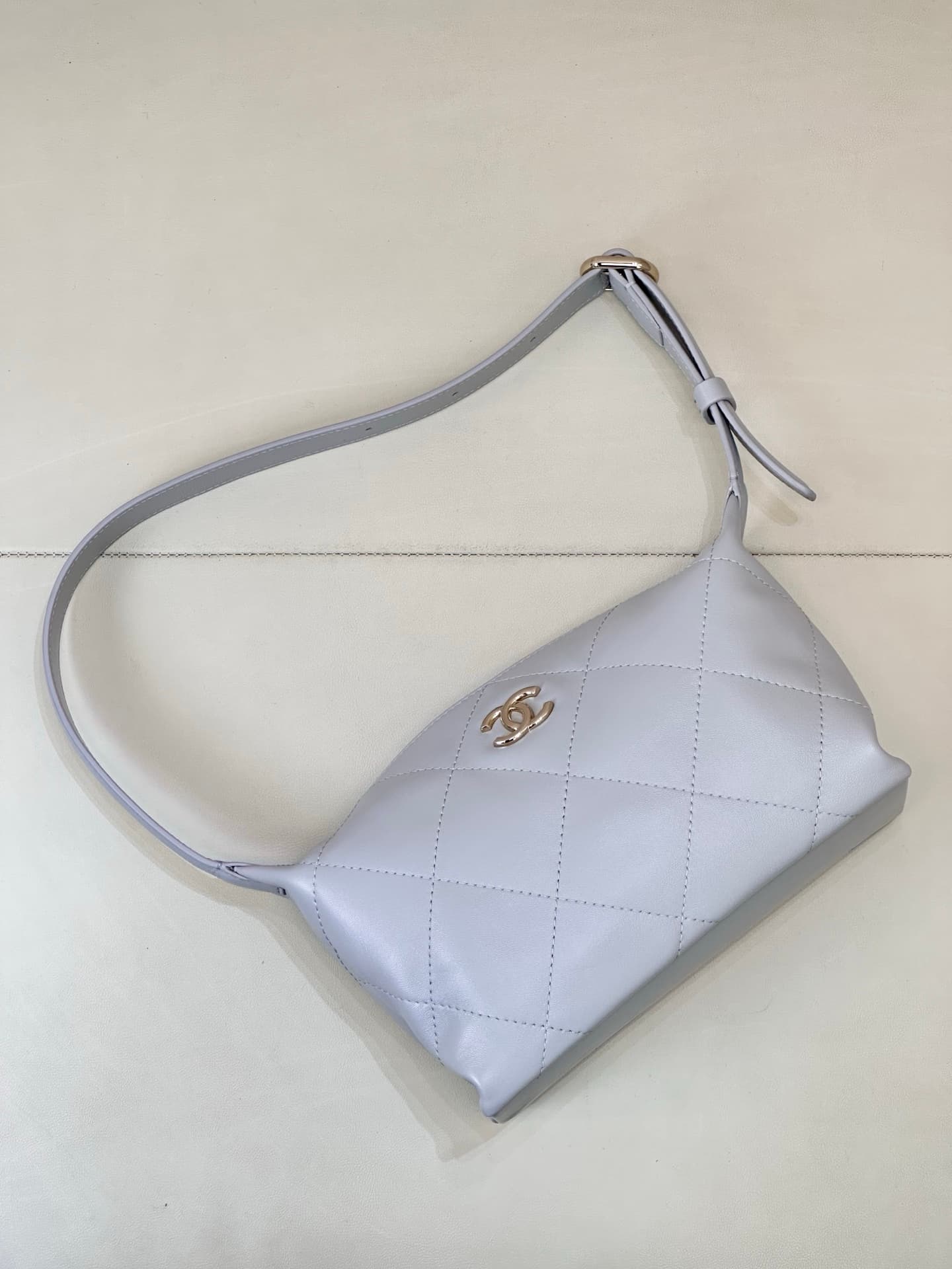 Chanel Hobo Bag Shiny Lambskin & Gold-Tone Metal AS6138 Light Blue TOP