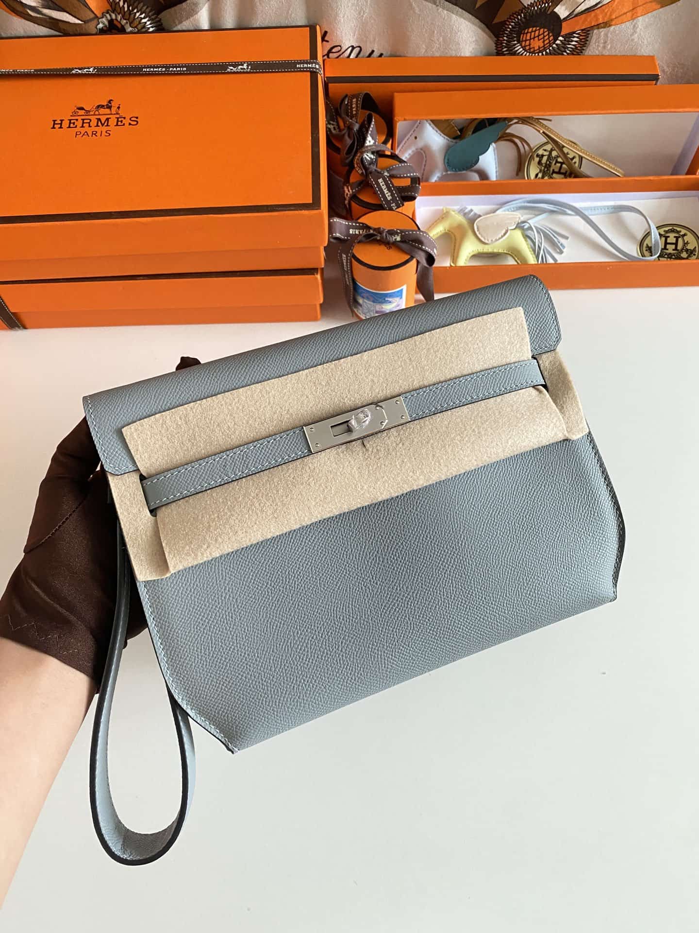 Hermes Kelly Depeches 25 Pouch Epsom Leather Blue Lin WAX High