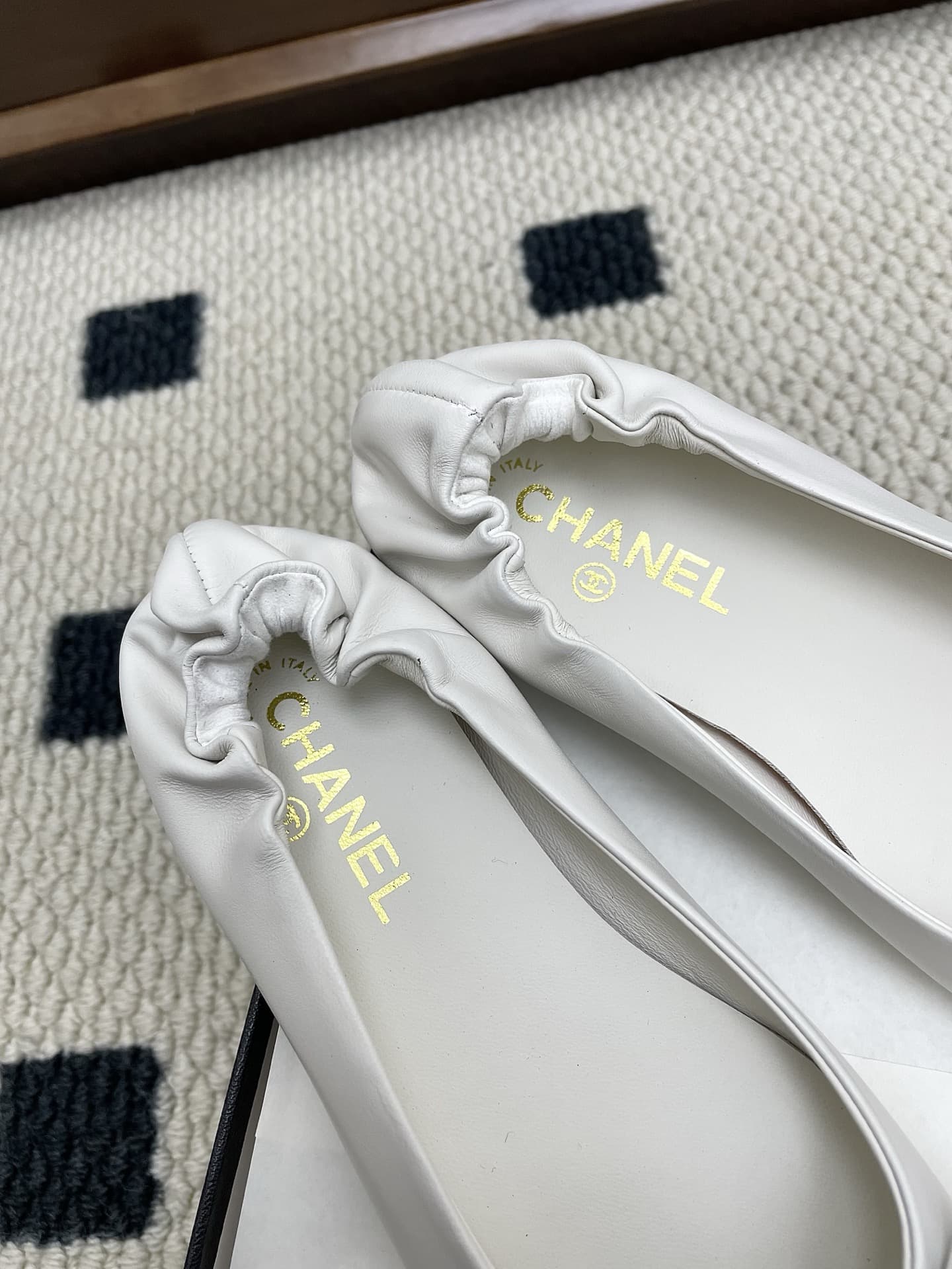 Chanel Ballerina Flats shoes Women