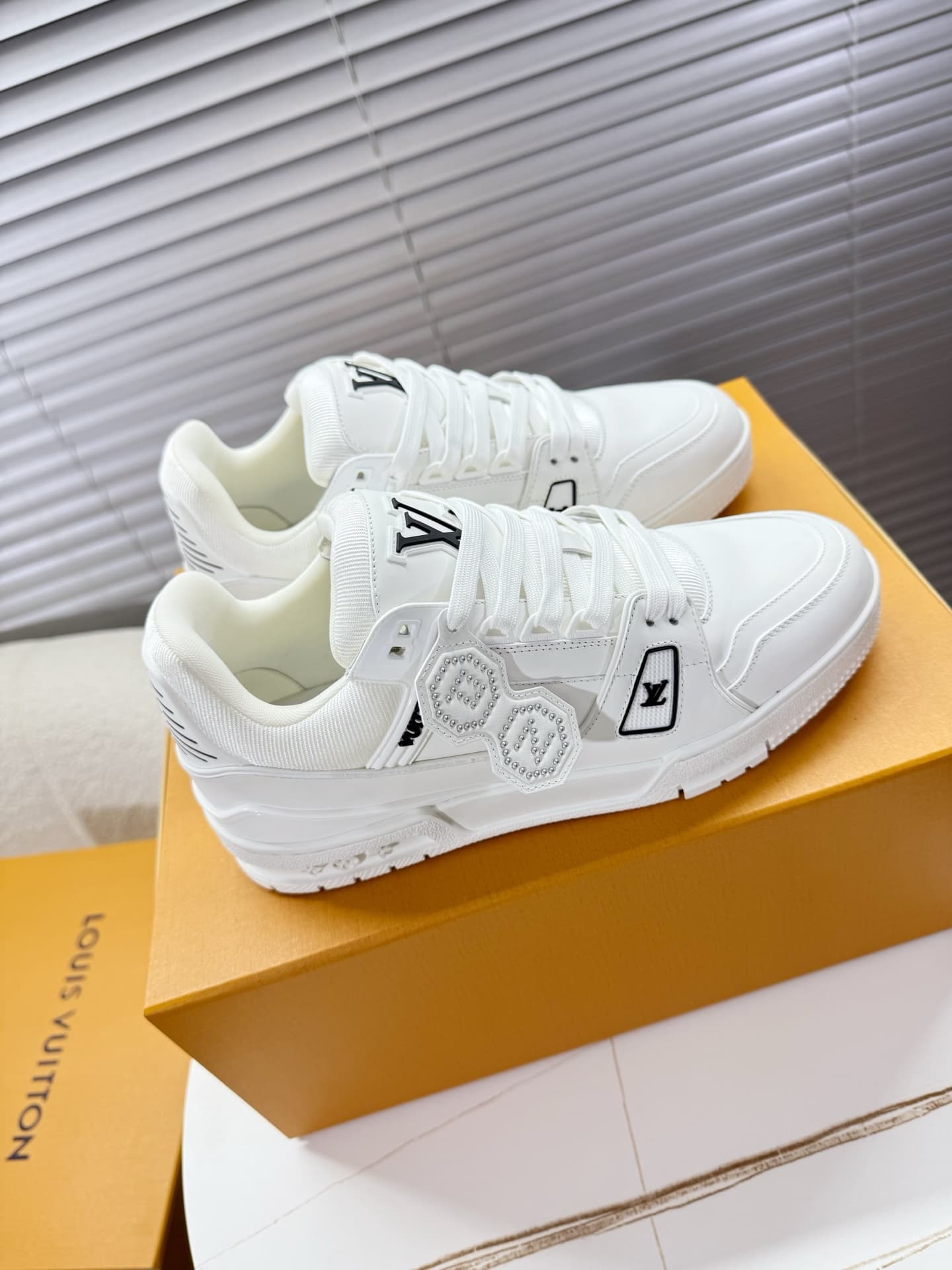 Louis Vuitton Sneaker shoes Women LV trainer