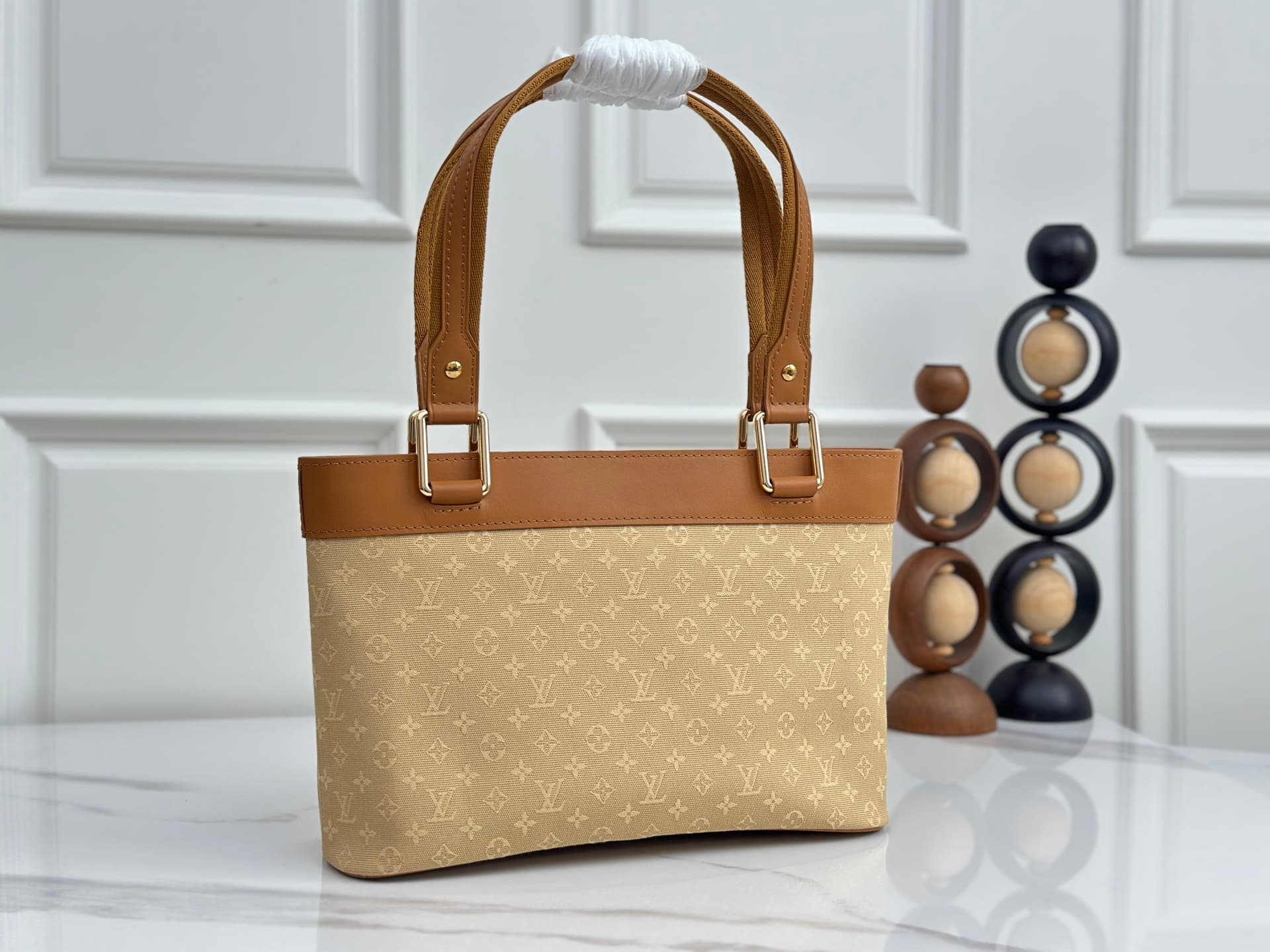 Louis Vuitton Monogram Lin Lucille shoulder bag M92684 High