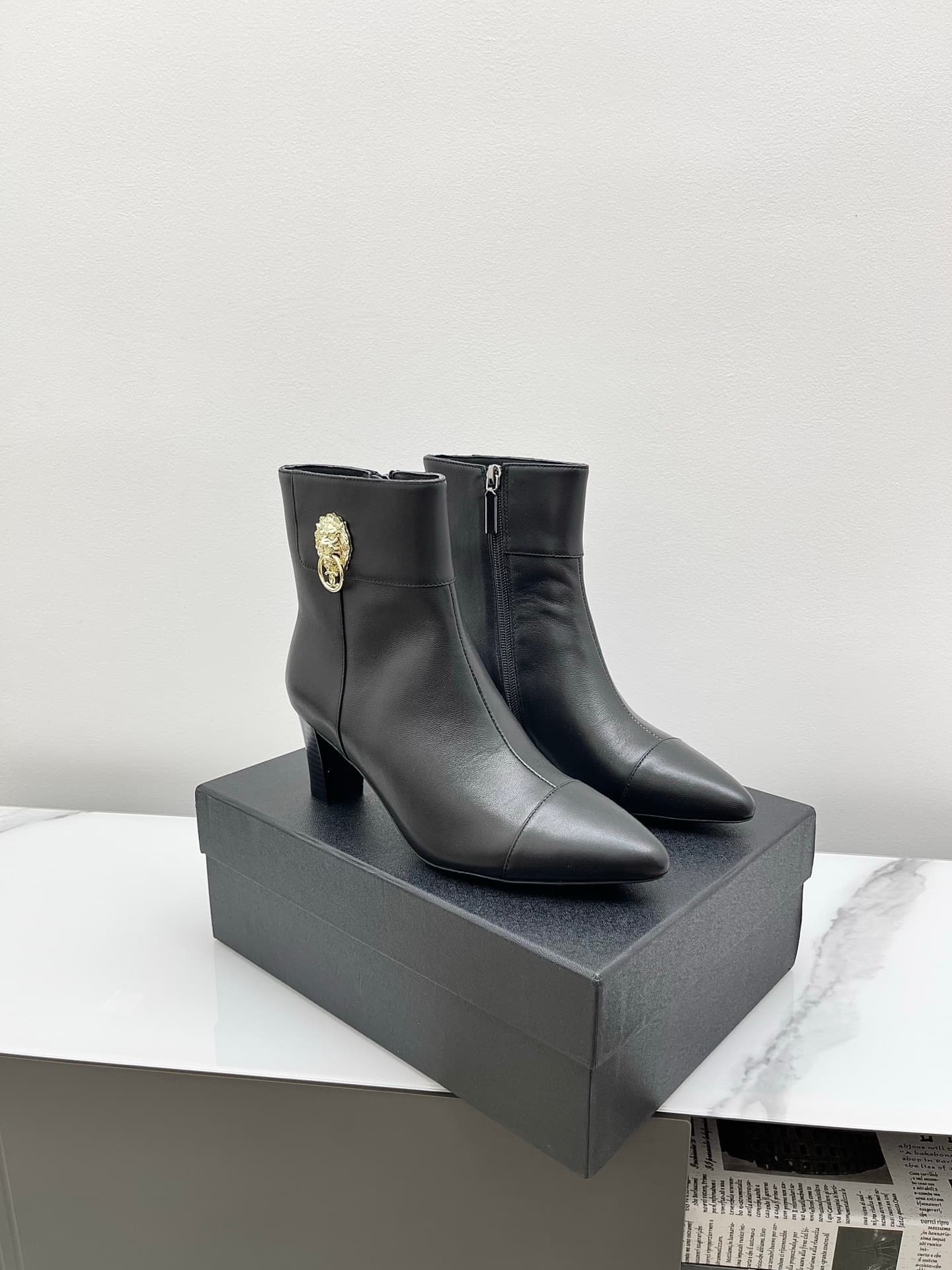Chanel Women's boots shoes