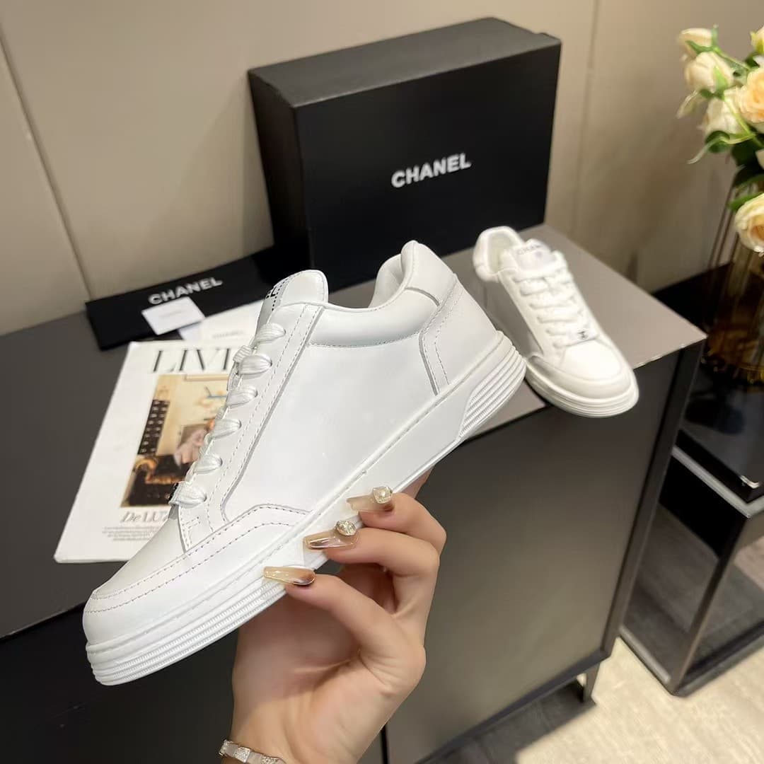 Chanel white leather sneaker shoes