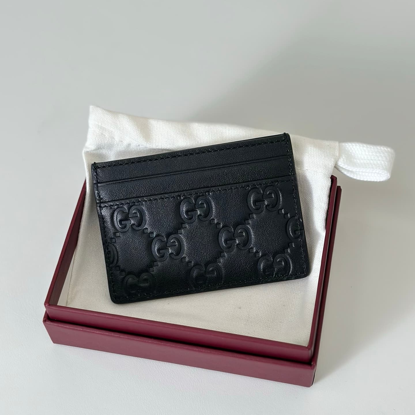 Gucci GG Emblem card case Black 847204 High