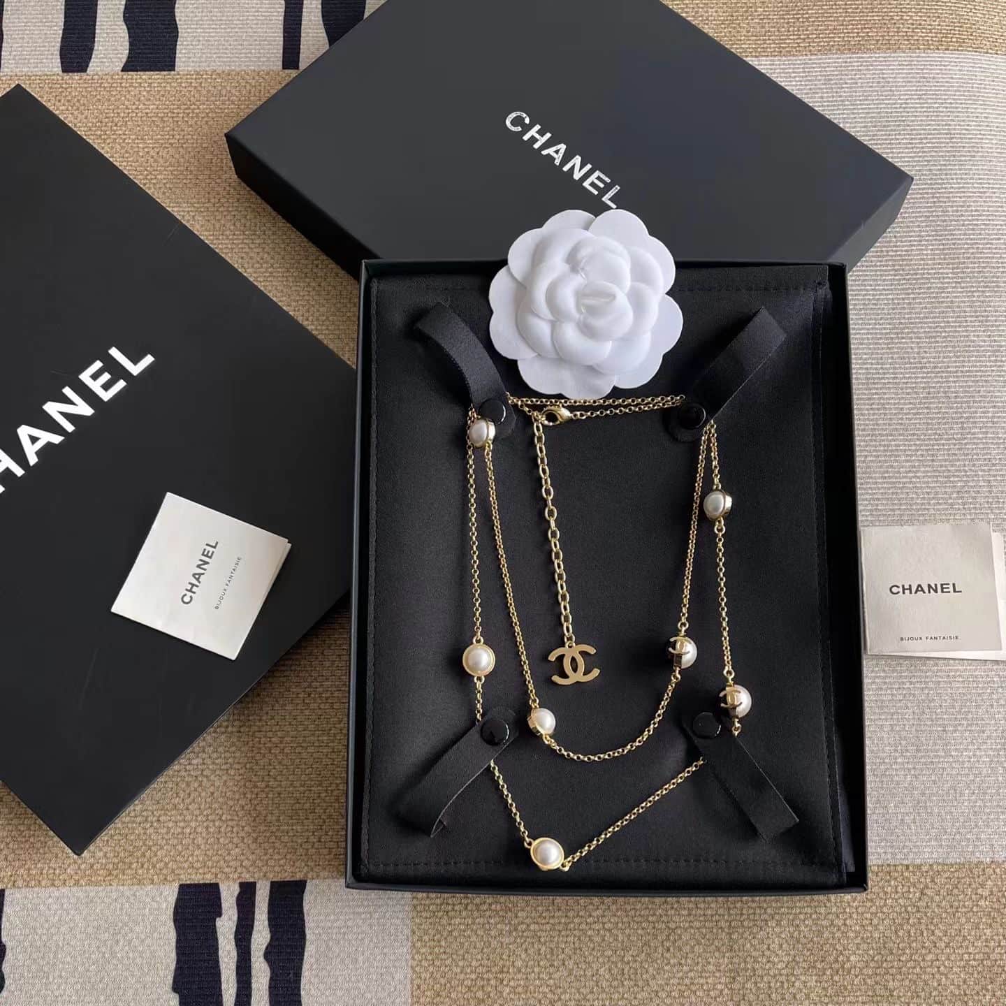 Chanel Necklace High