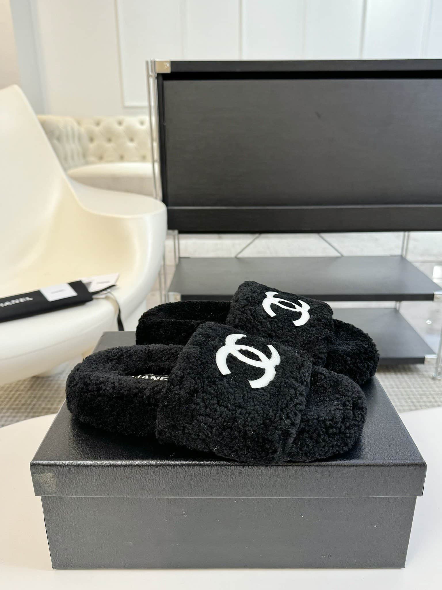 Chanel Sandsl Shoes Women