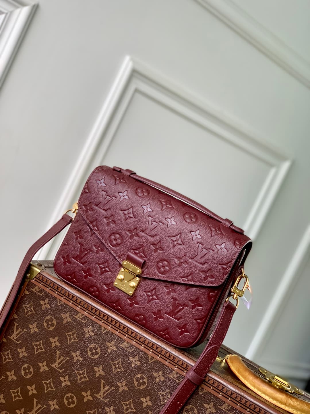 Louis Vuitton POCHETTE METIS Bag Monogram Empreinte M41487 Wine Red High