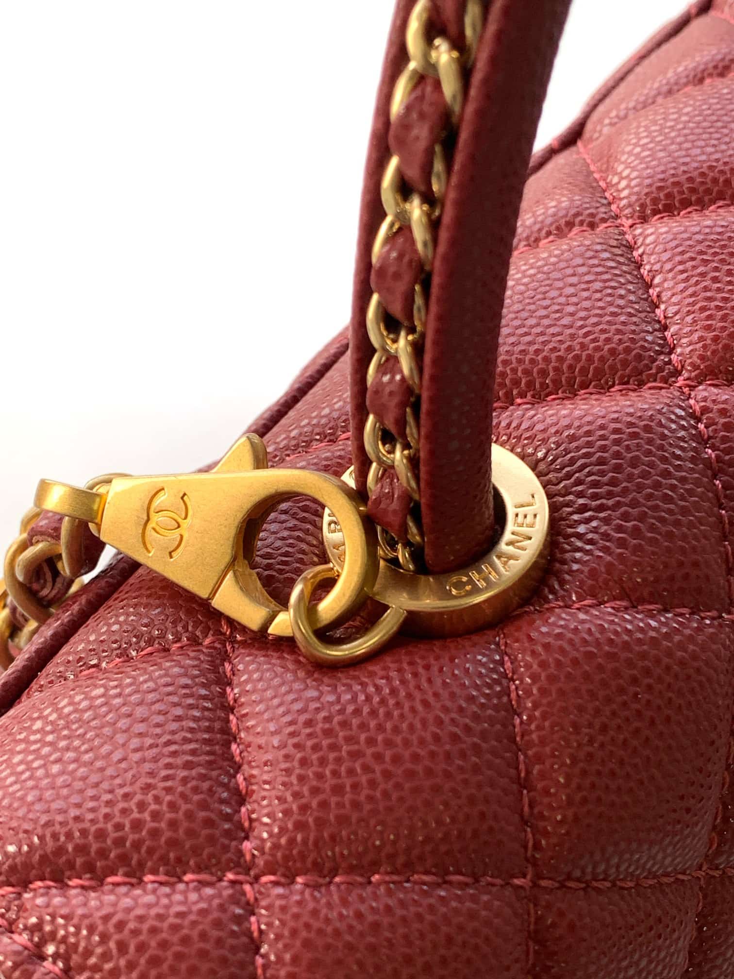 Medium FLAP BAG WITH TOP HANDLE Grained Calfskin A92991 Red-binding Gold Metal A