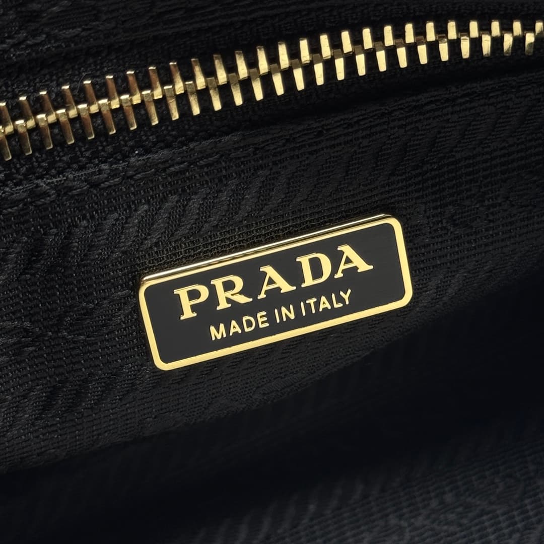 Prada Bonnie leather mini handbag Calfskin leather 1BA486 Black High