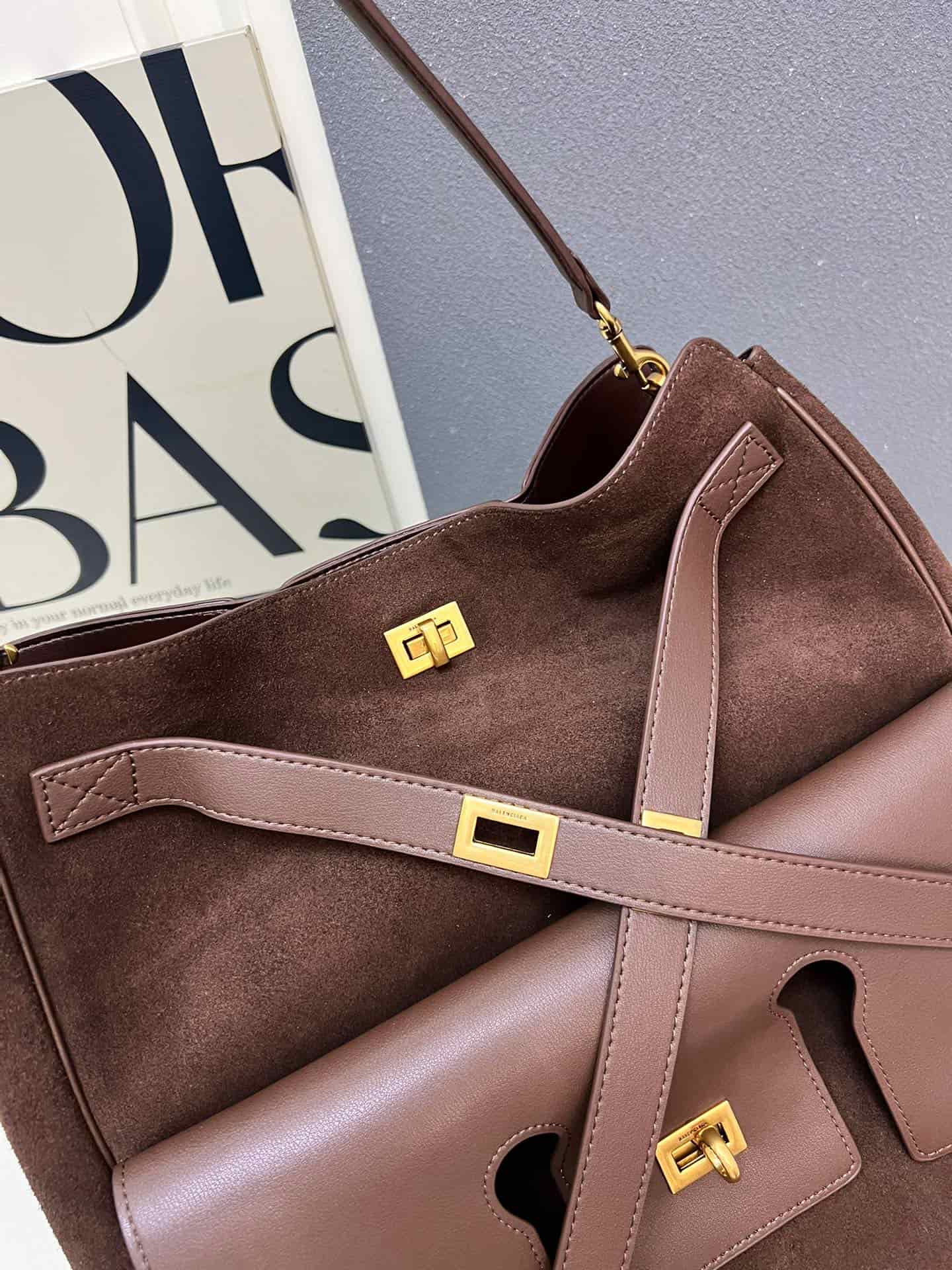 Balenciaga Bel Air Carry All Bag in brown suede and leather 1W8806 High