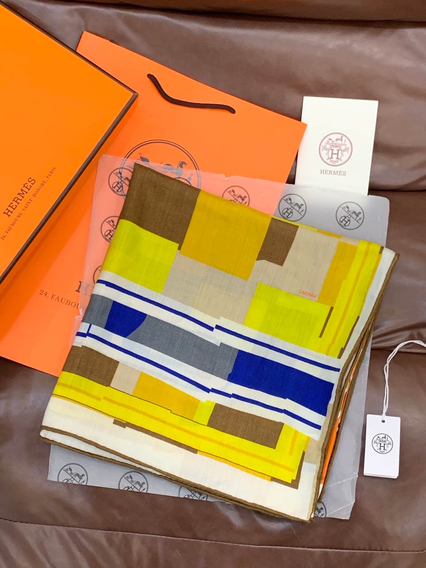 Hermes Camails Carreaux scarf