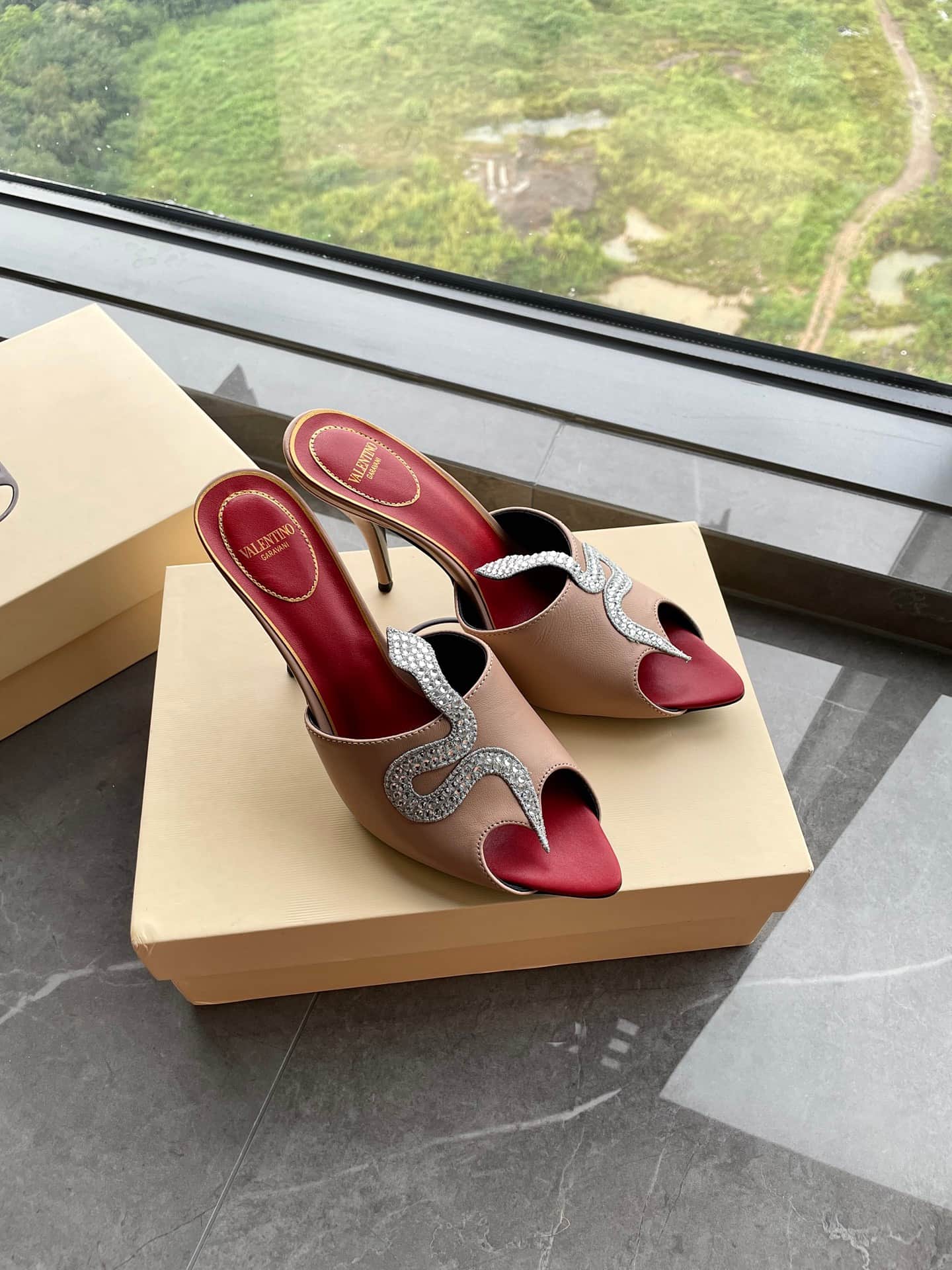 Valentino Garavani Coeur Vipère Mesh Sandals