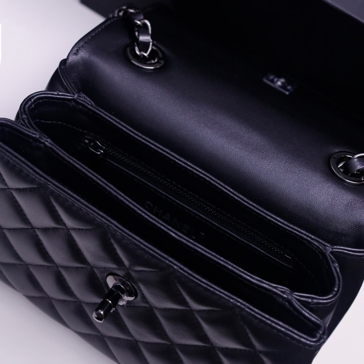 Chanel MINI FLAP BAG WITH TOP HANDLE AS4654 Lambskin &Black-Tone Metal Black A