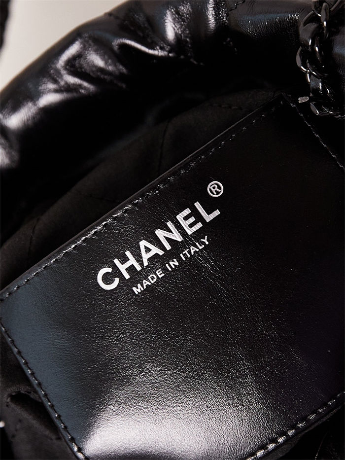 Chanel 22 MINI HANDBAG Shiny Calfskin Black & Black-Tone Metal AS3980 A