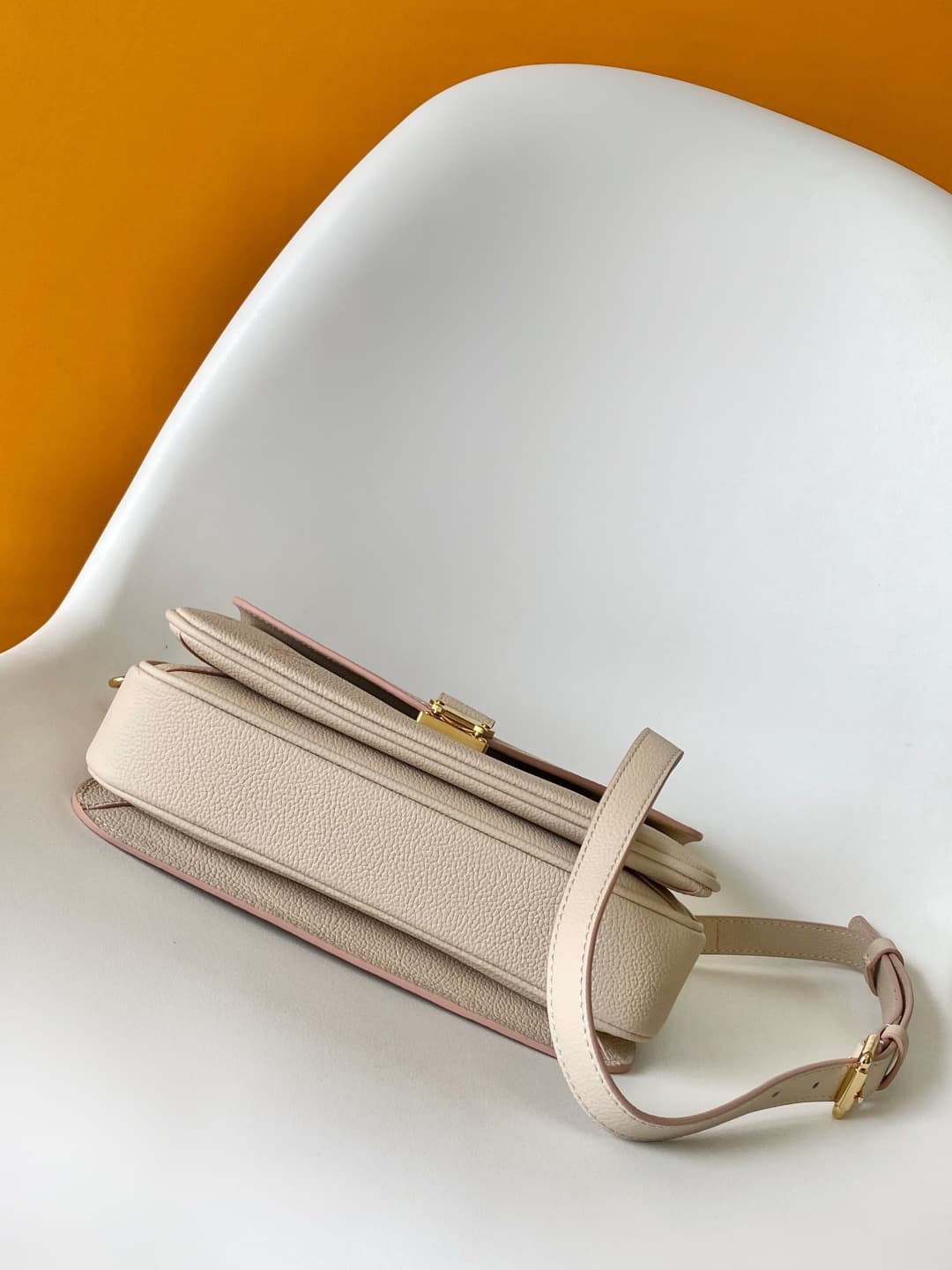 Louis Vuitton Pochette Métis Debossed grained cowhide leather M14977 Eden High