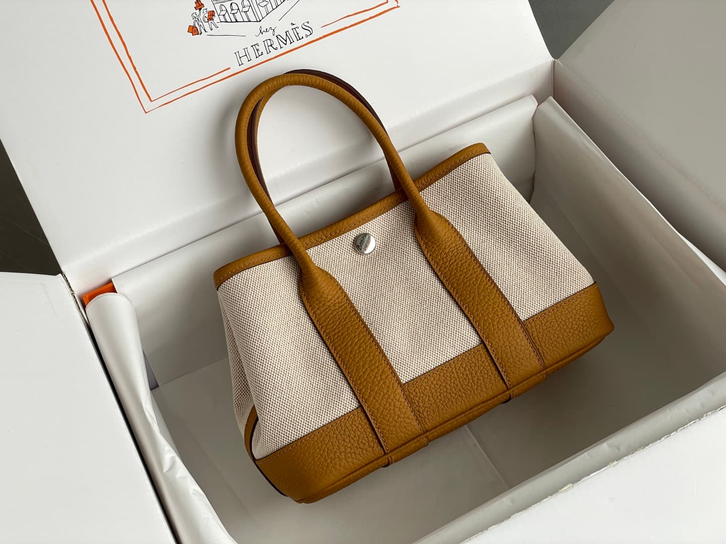 Hermes Garden Party 23 bag in Beach Gold Togo Leather With Canvas WAX High