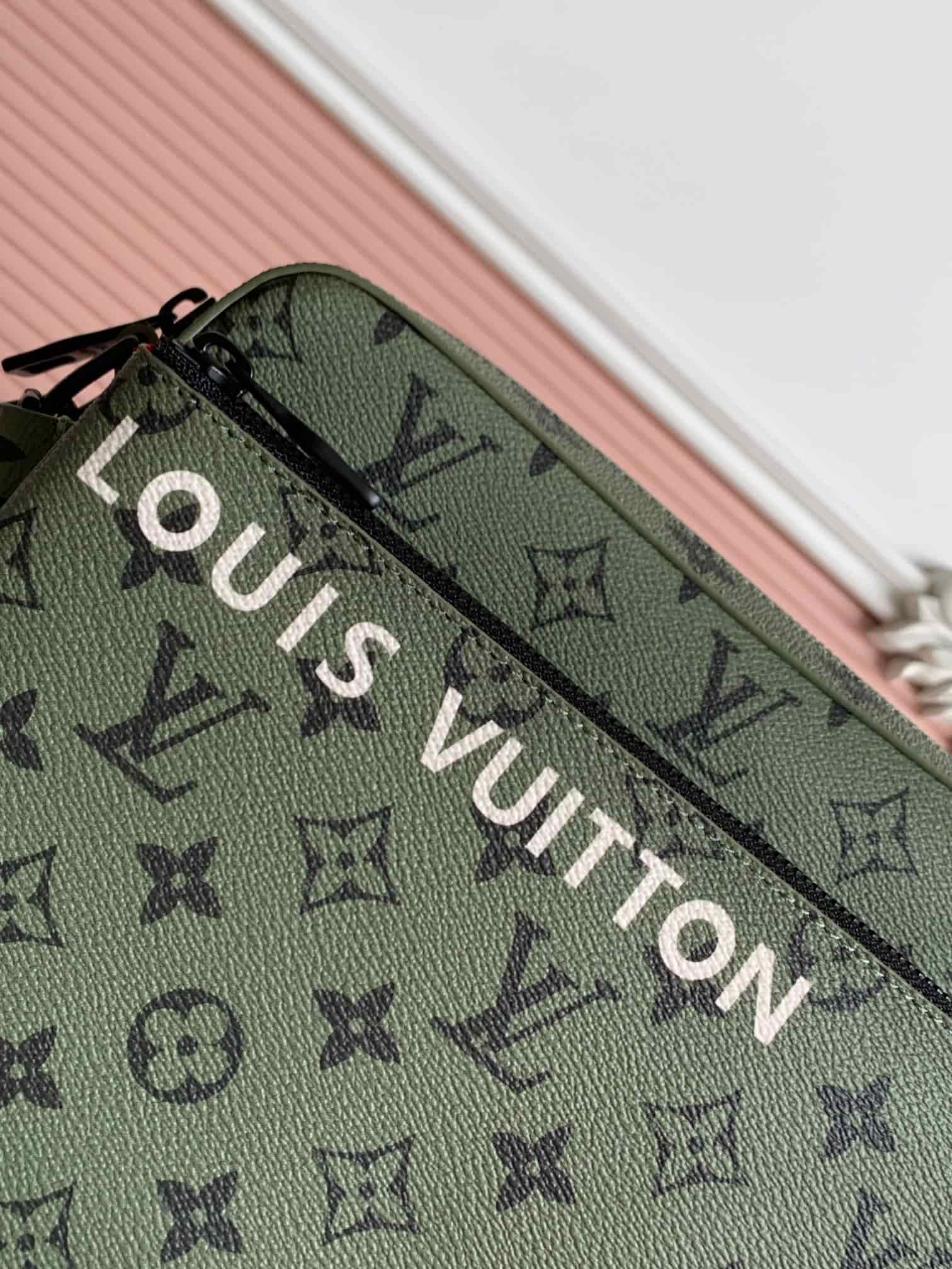 Louis Vuitton Trio Messenger Bag in Khaki Green M23783 High