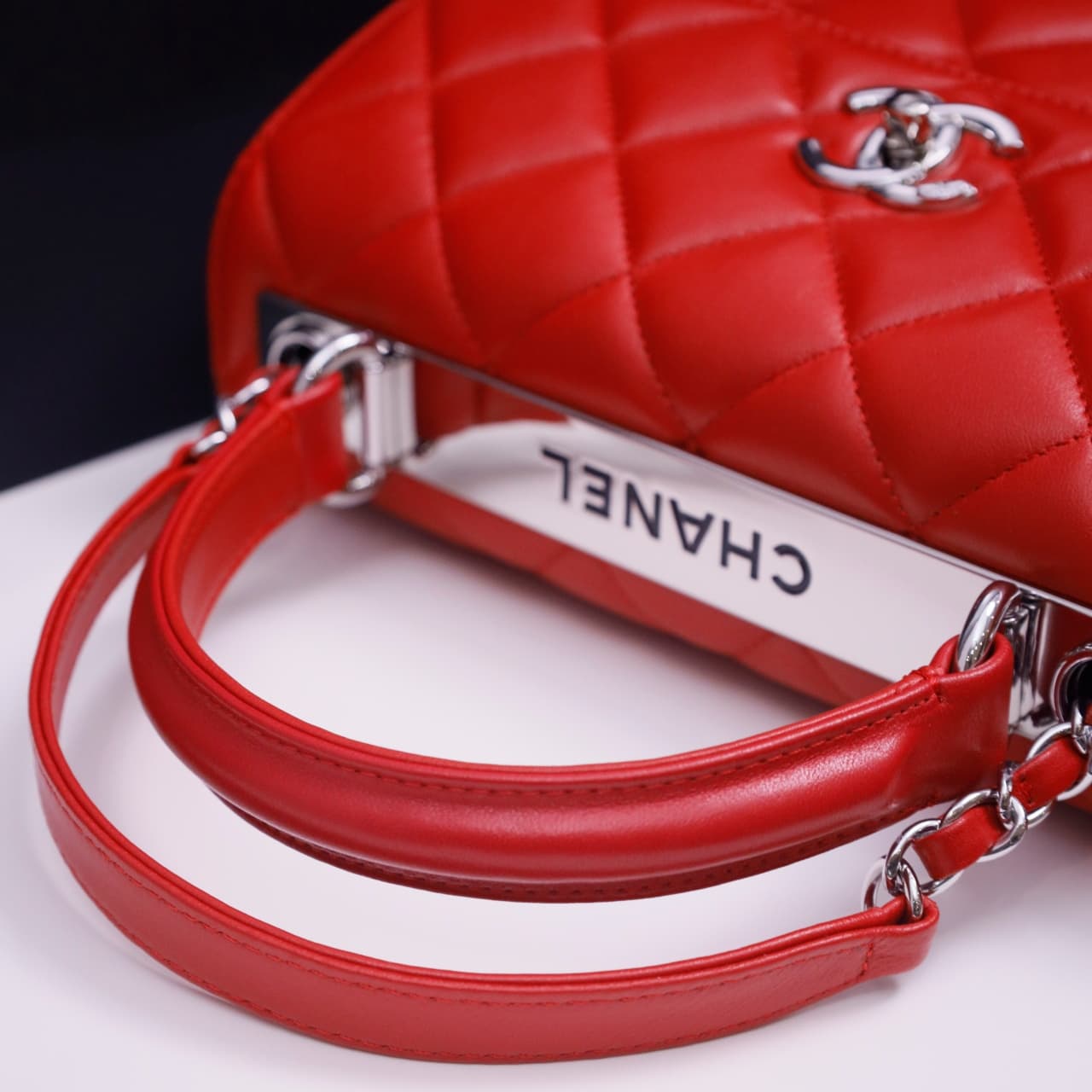 SMALL FLAP BAG WITH TOP HANDLE Lambskin Silver Metal Red A