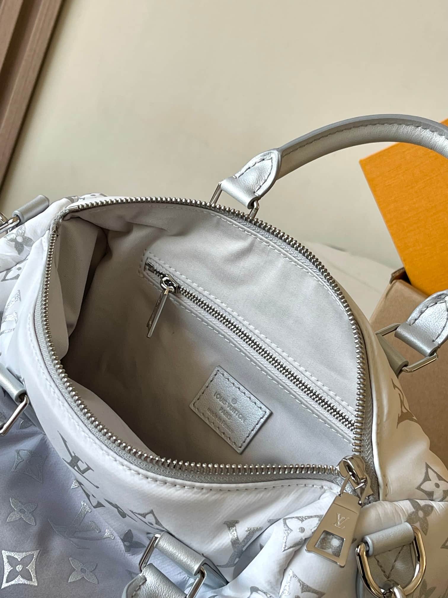 Louis Vuitton Speedy Bandoulière 25 Monogram Nylon M11848 Top