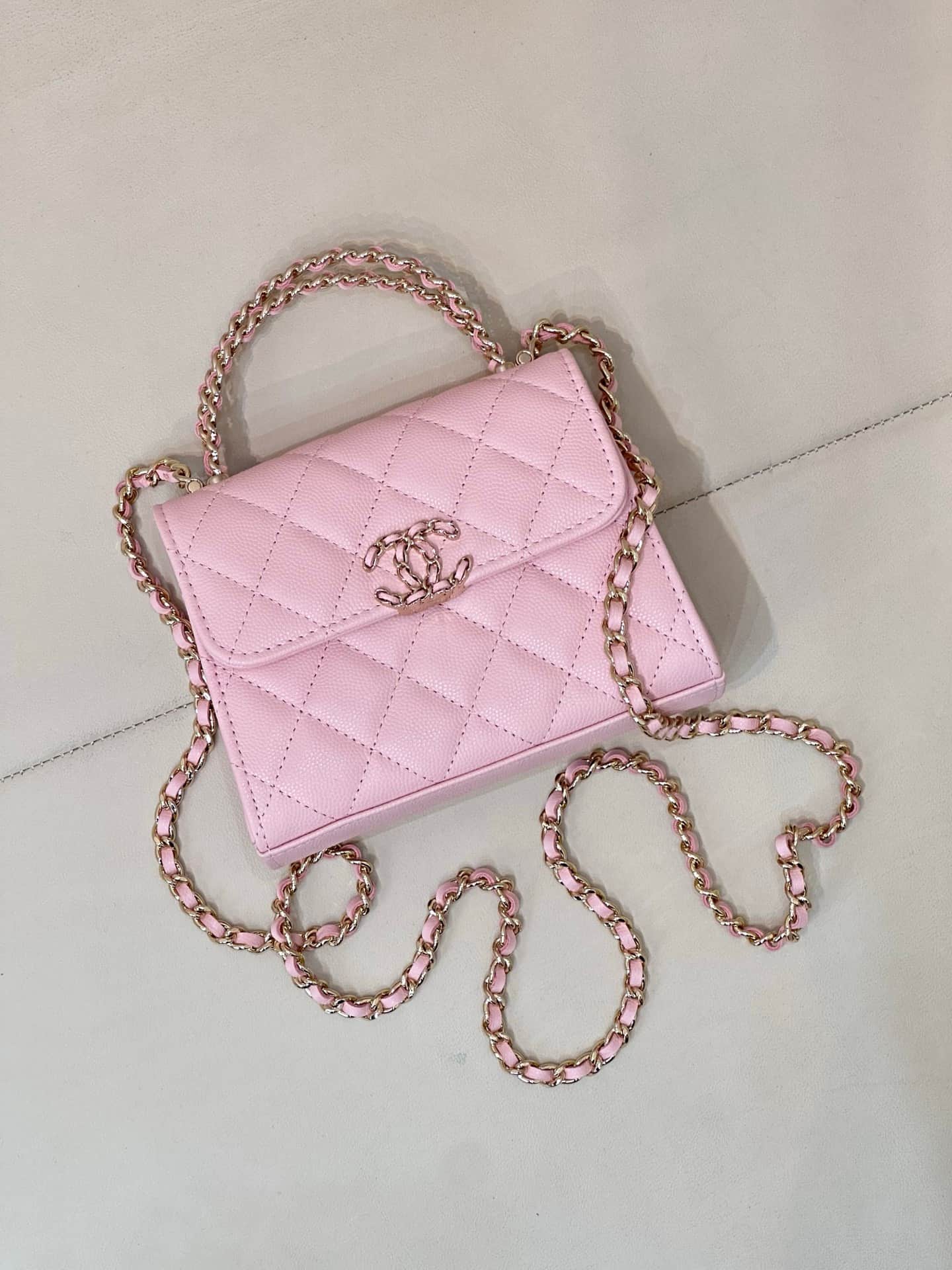 Chanel Clutch with chain Grained Calfskin&Gold-Tone Metal Pink AP3236 TOP