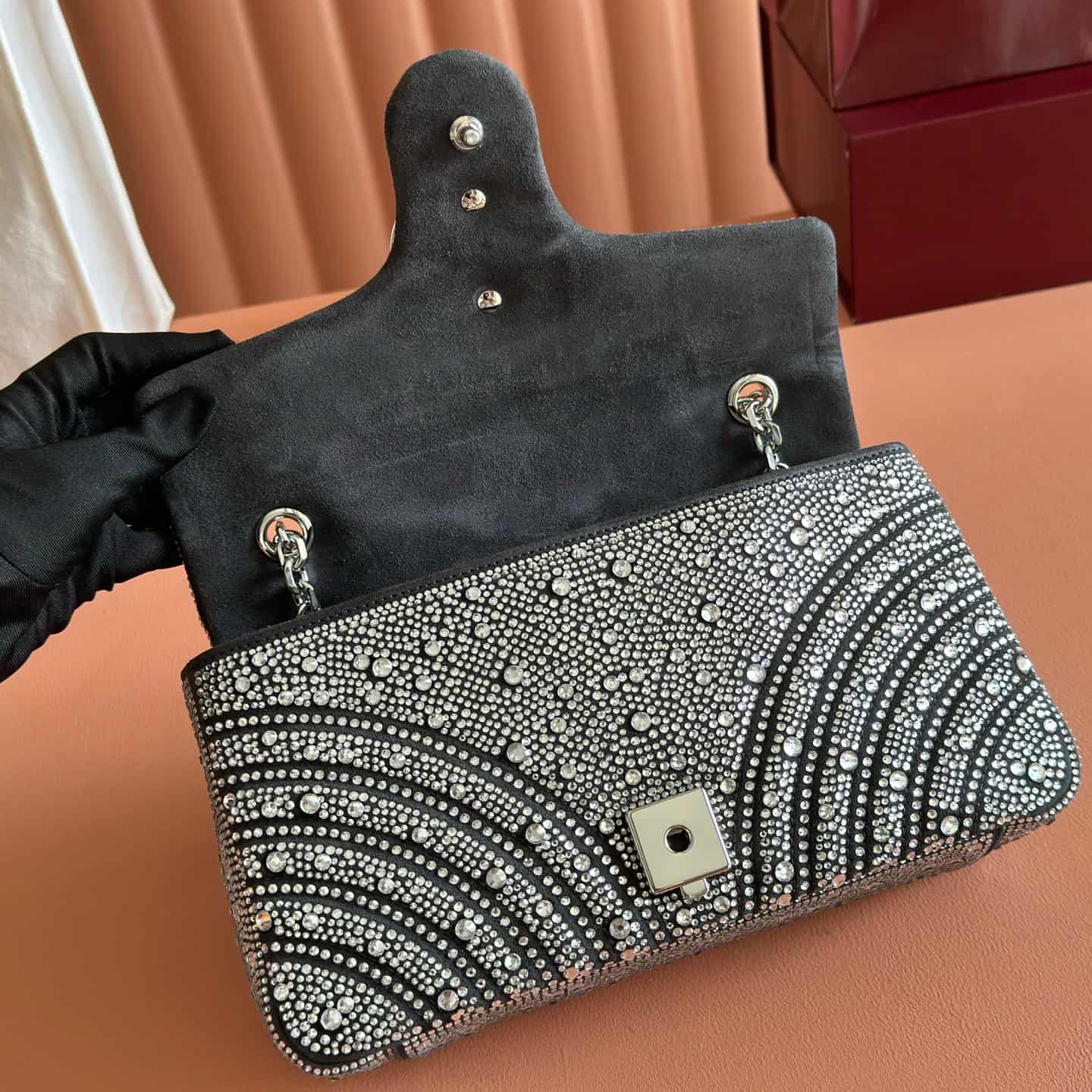 Gucci GG Marmont Shoulder Bag Black / Crystal 837267 High