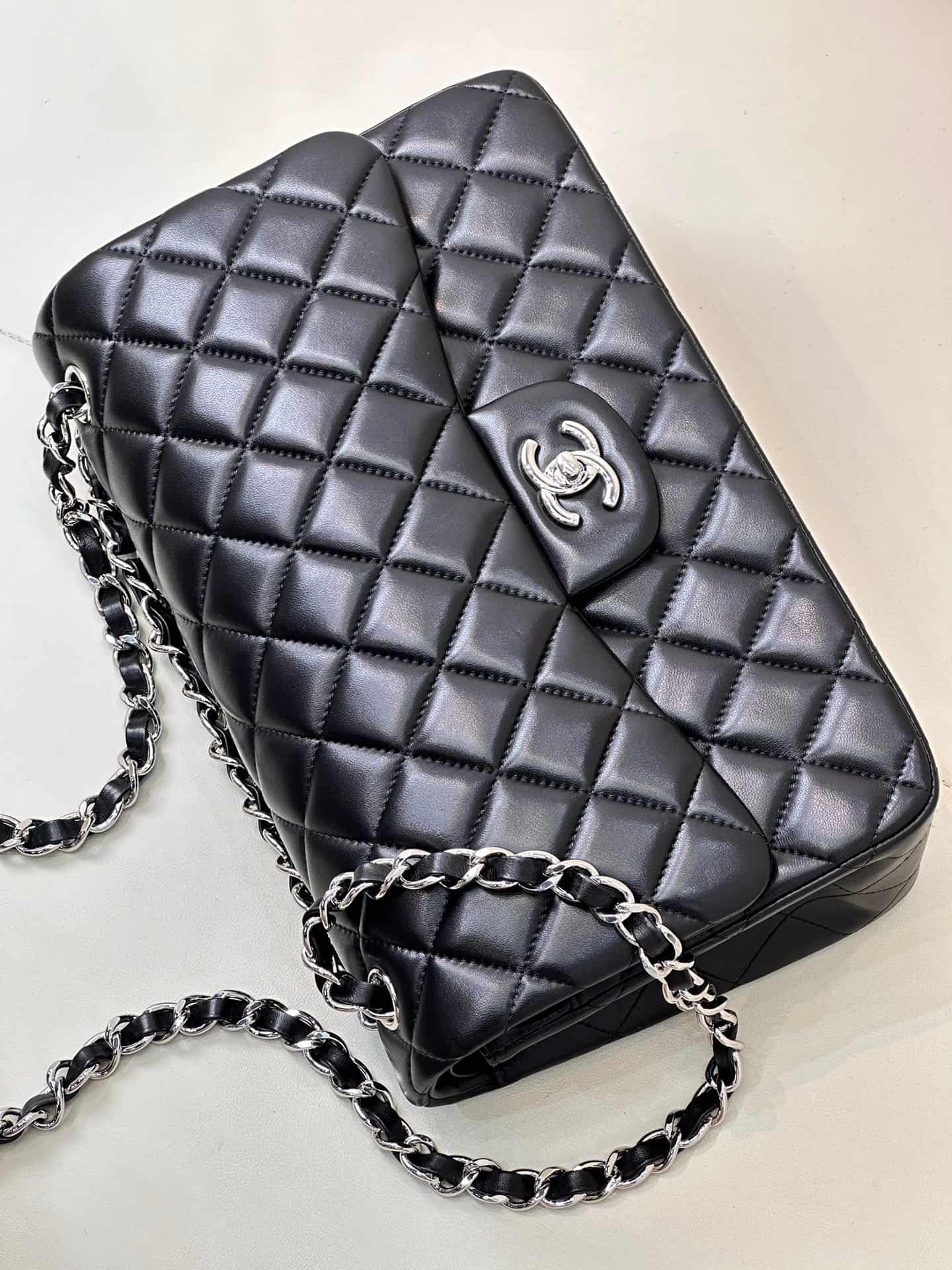 Chanel Large CLASSIC HANDBAG Lambskin Black Silver Metal TOP