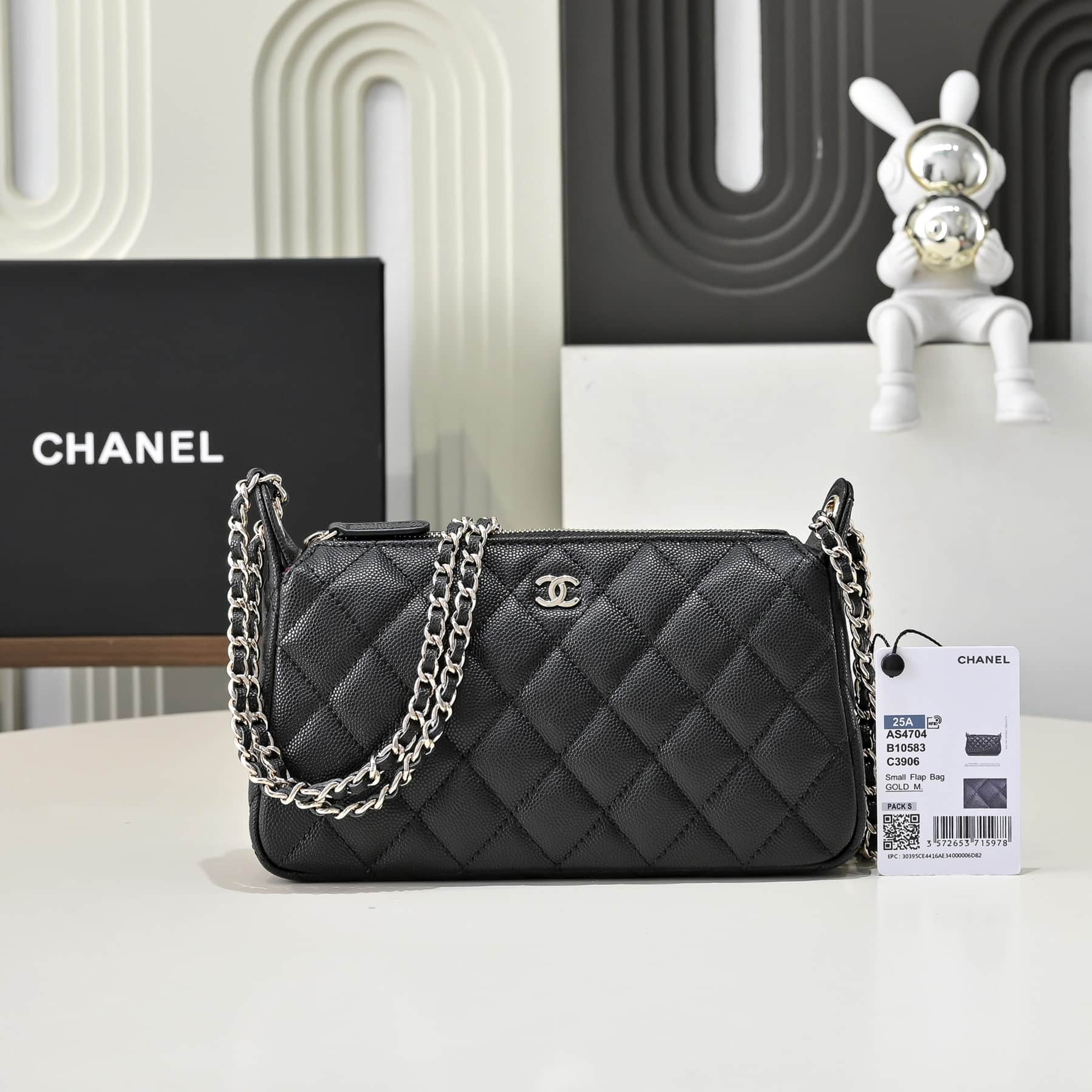 Chanel Chain Wallet Grained Shiny Calfskin & Gold-Tone Metal AS4704 Black A