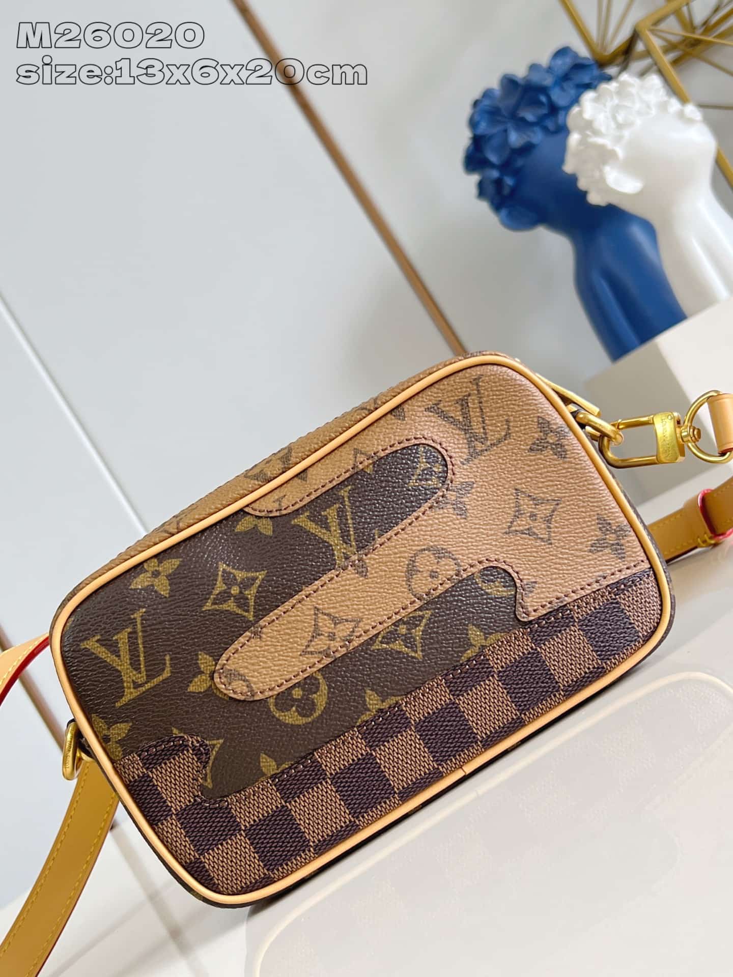 Louis Vuitton Trocadéro Wearable Wallet M26020 Brown High